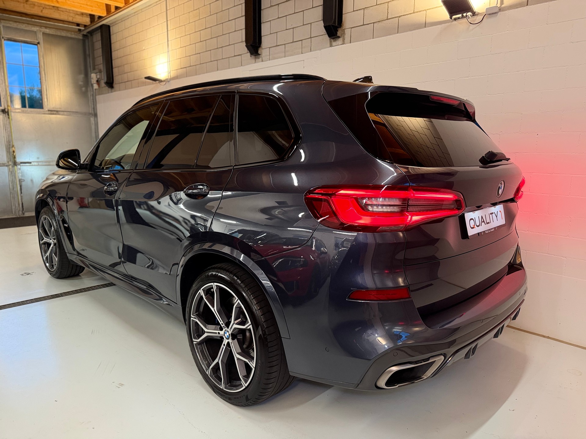 BMW X5 xDrive M50d Steptronic-image-5