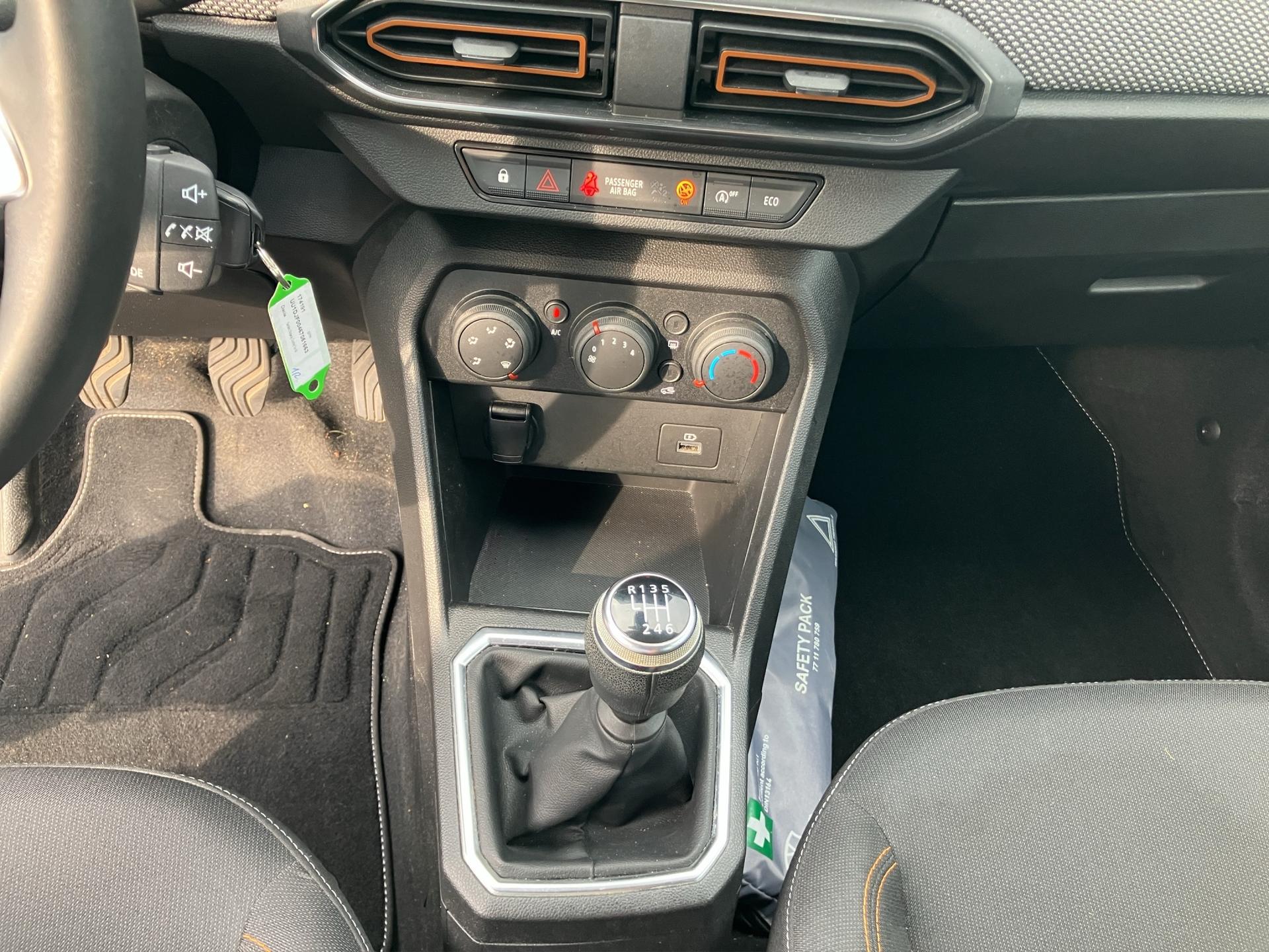 DACIA Sandero Stepway TCe 90 Comfort-image-11