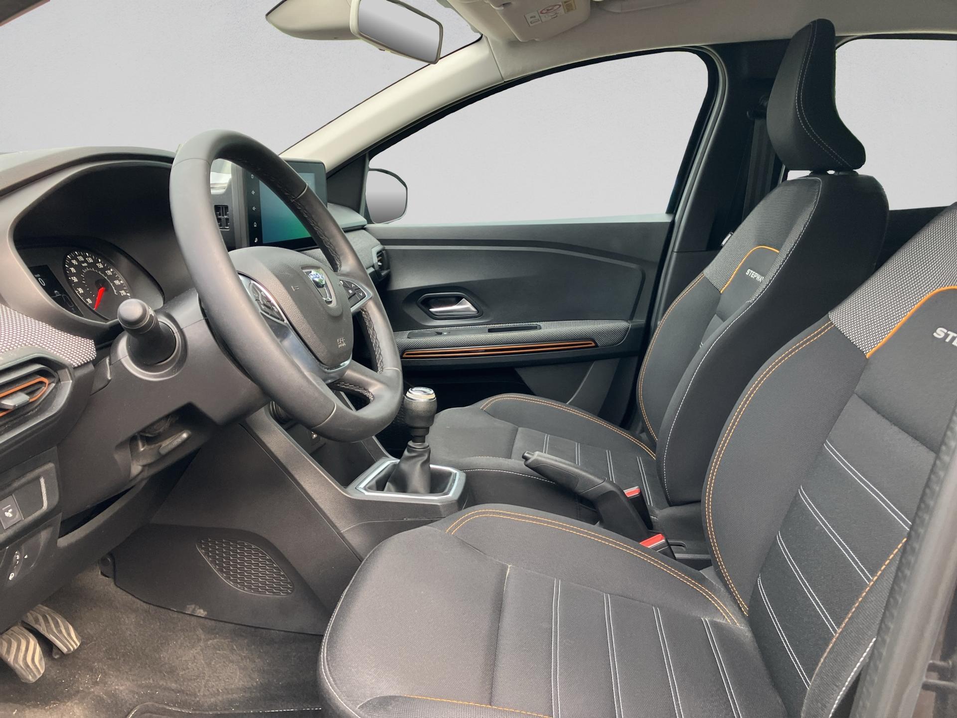 DACIA Sandero Stepway TCe 90 Comfort-image-8