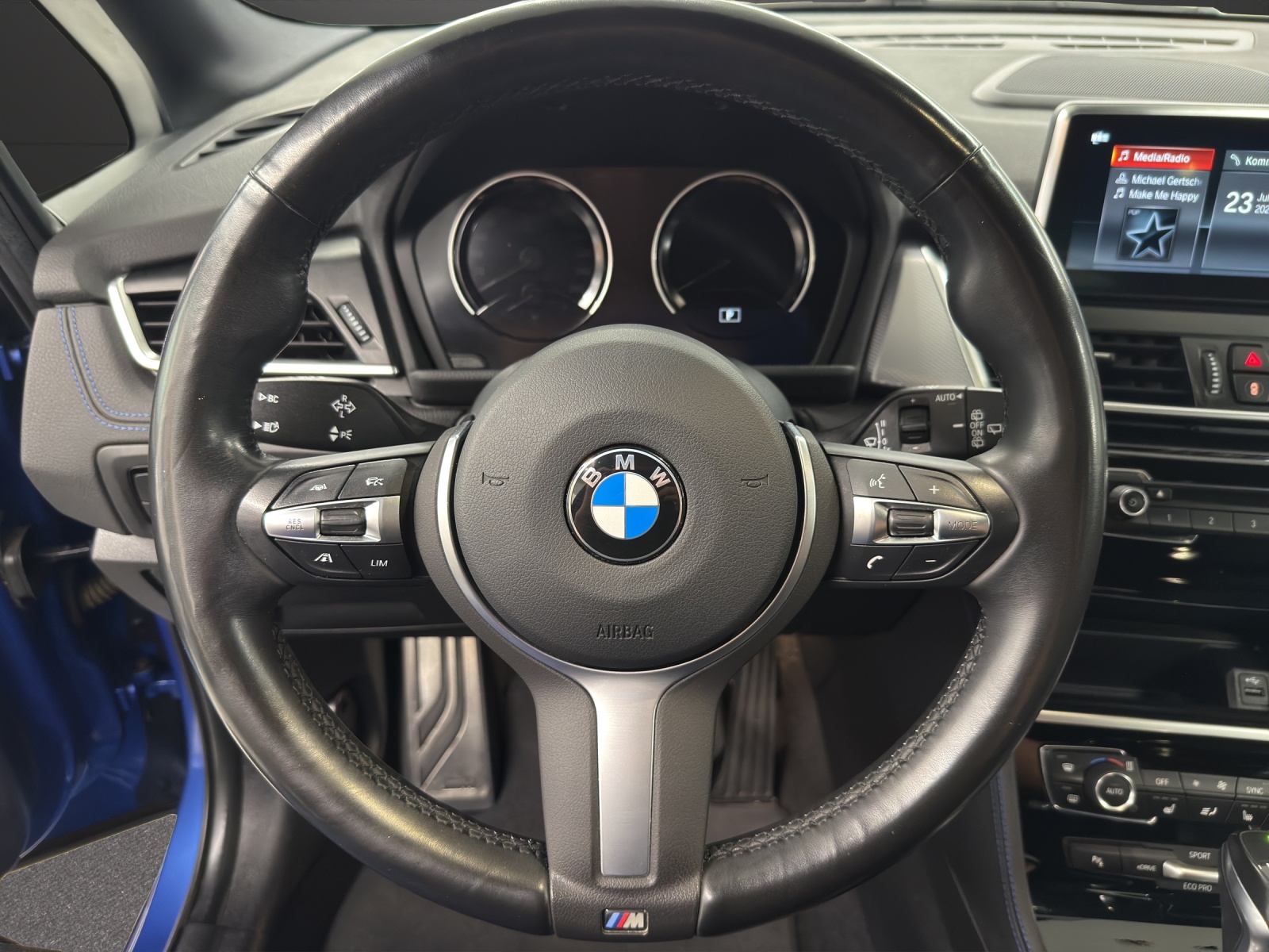 BMW 225xe Active Tourer M SPORT-image-12