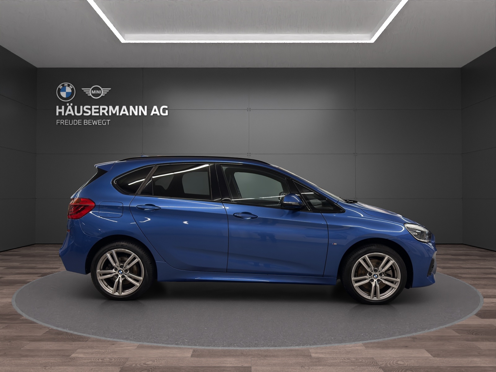 BMW 225xe Active Tourer M SPORT-image-3