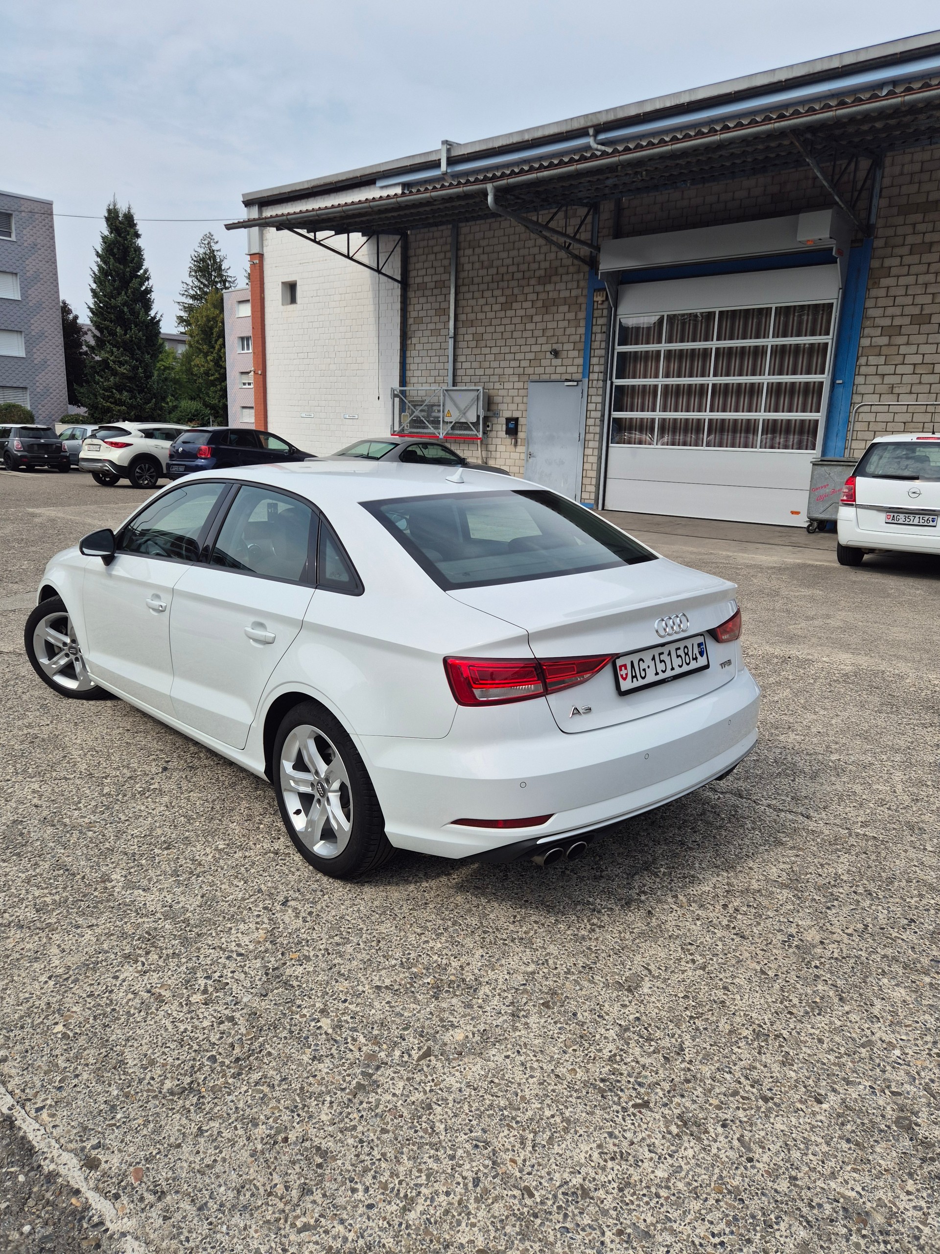 AUDI A3 Sedan-image-3