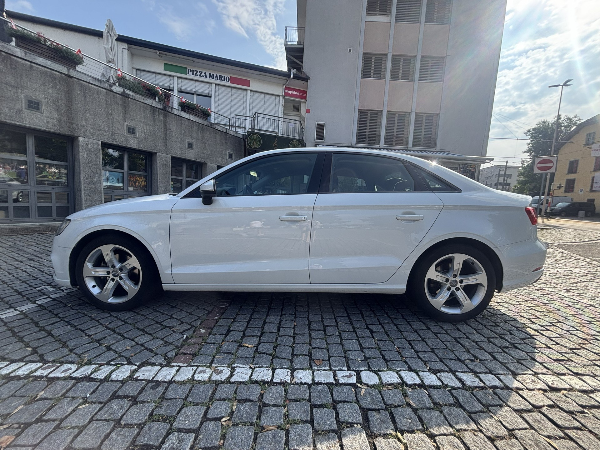 AUDI A3 Sedan-image-2