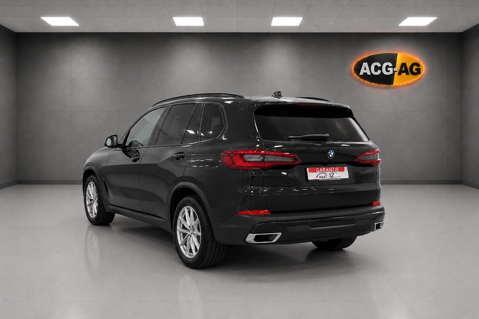 BMW X5 xDrive45e Steptronic ** Sportsitze im Leder ** GR.Navi ** Parkhilfe v+h mit RF-Kamera ** 19" Aluräder **-image-4
