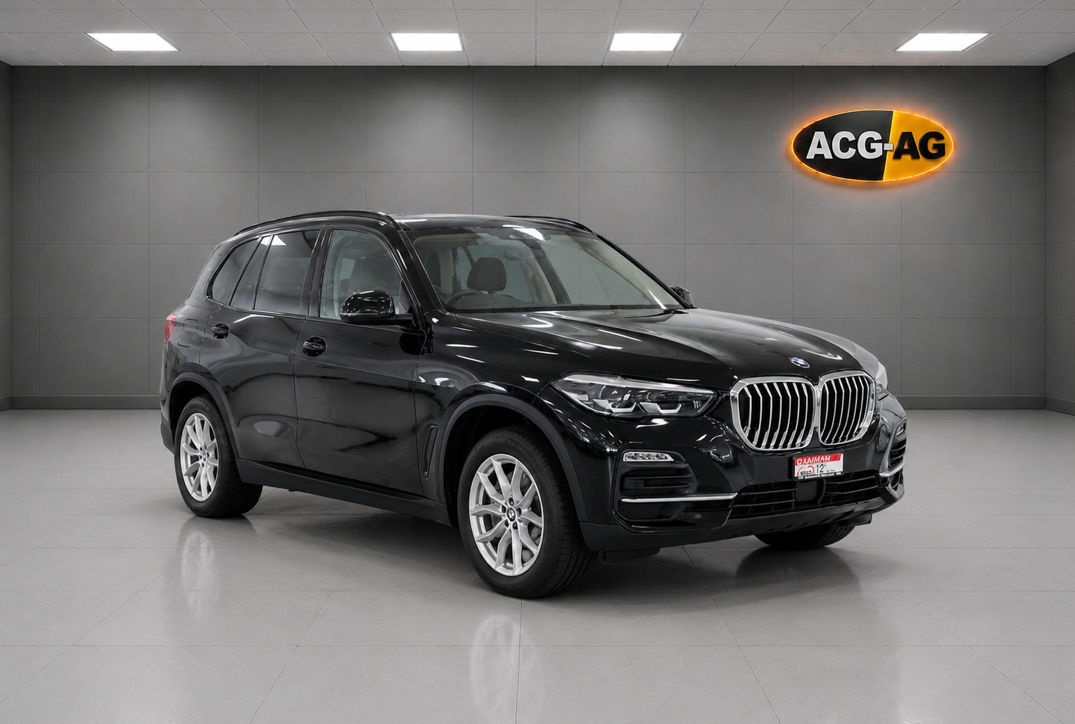 BMW X5 xDrive45e Steptronic ** Sportsitze im Leder ** GR.Navi ** Parkhilfe v+h mit RF-Kamera ** 19" Aluräder **-image-0