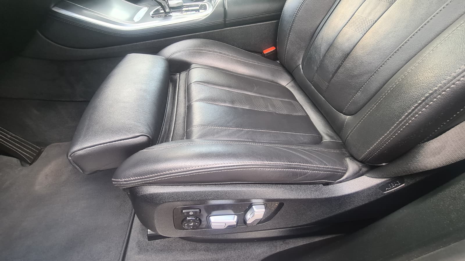 BMW X5 xDrive45e Steptronic ** Sportsitze im Leder ** GR.Navi ** Parkhilfe v+h mit RF-Kamera ** 19" Aluräder **-image-23