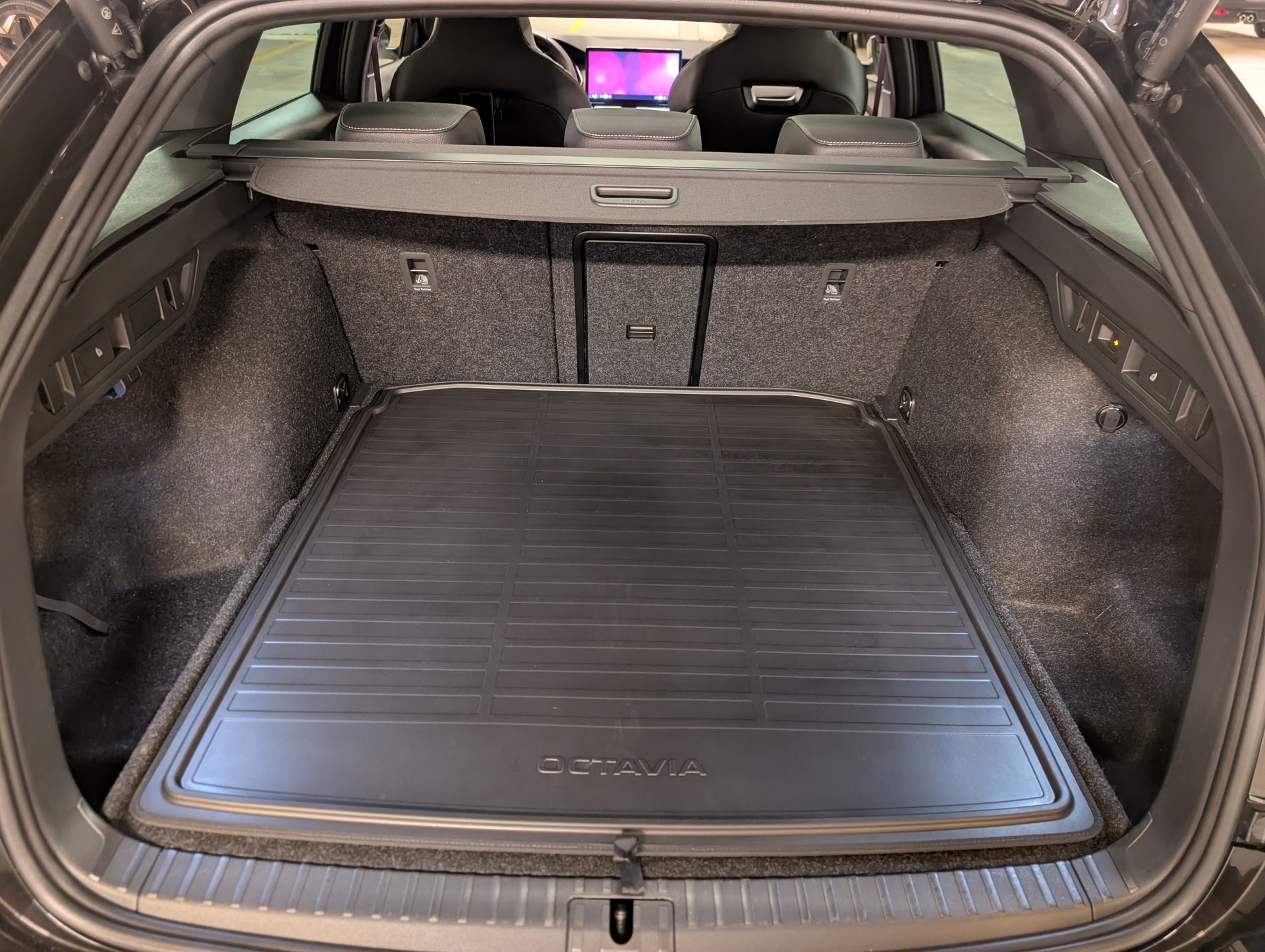 SKODA Octavia Combi 1.5 eTSI DSG Sportline | 5J Garantie-image-11