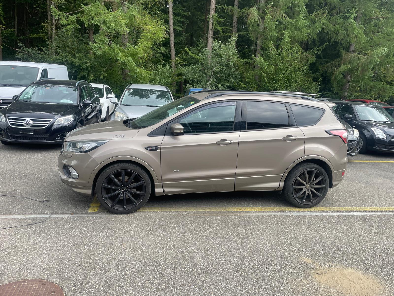 FORD Kuga 2.0 SCTi Vignale 4WD Automatic-image-2