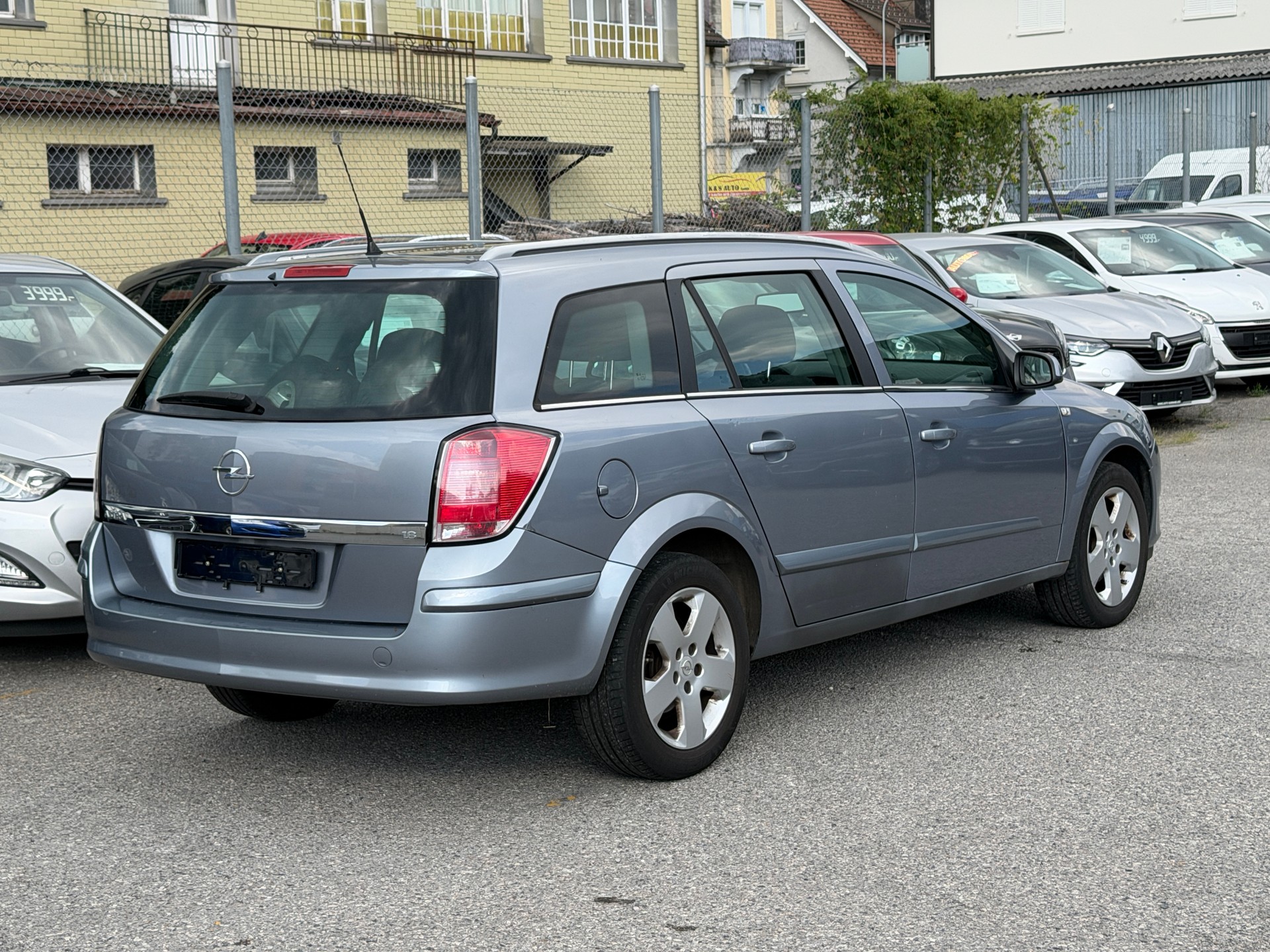 OPEL Astra Caravan 1.8i 16V Elegance-image-12