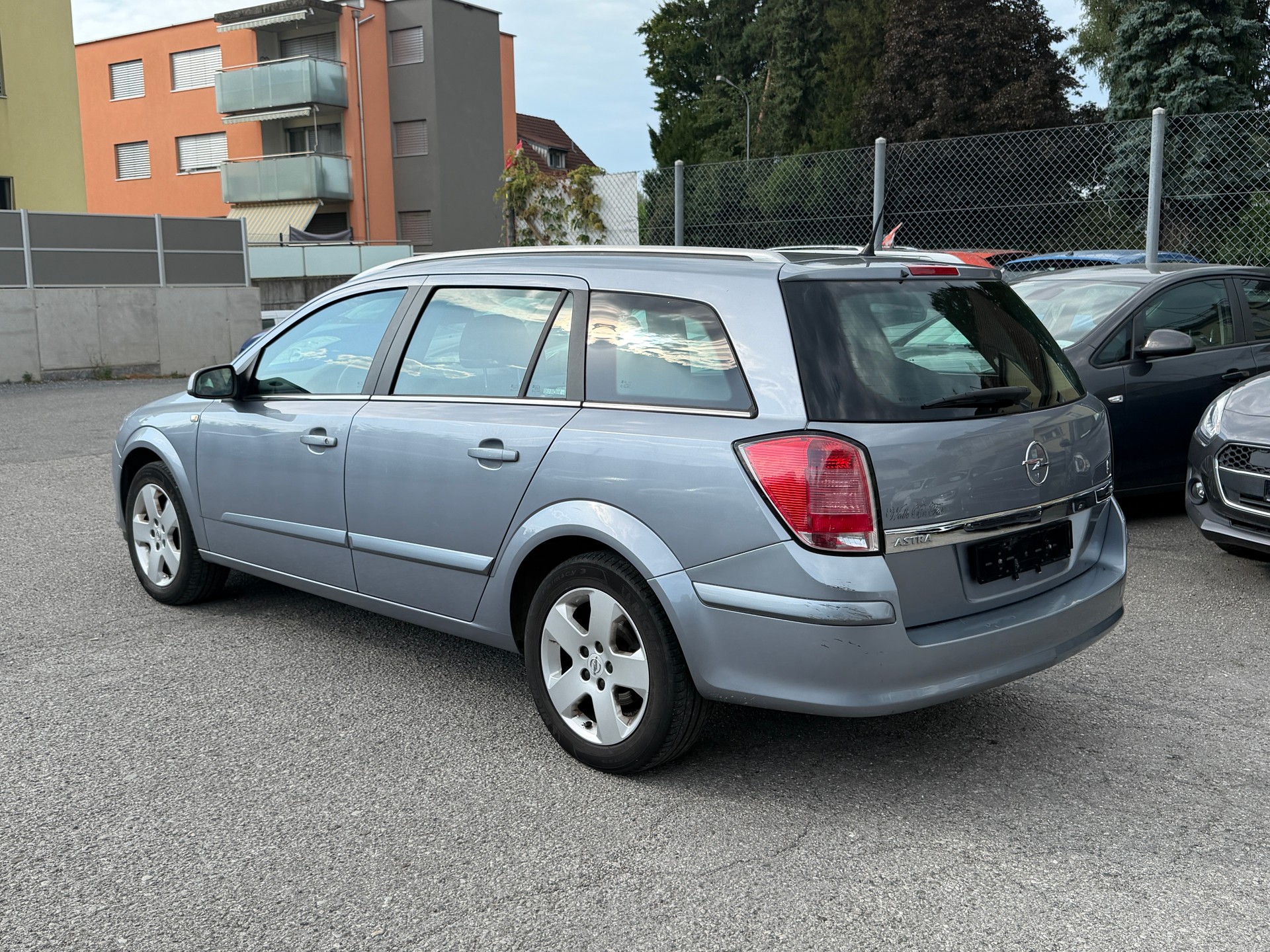 OPEL Astra Caravan 1.8i 16V Elegance-image-11