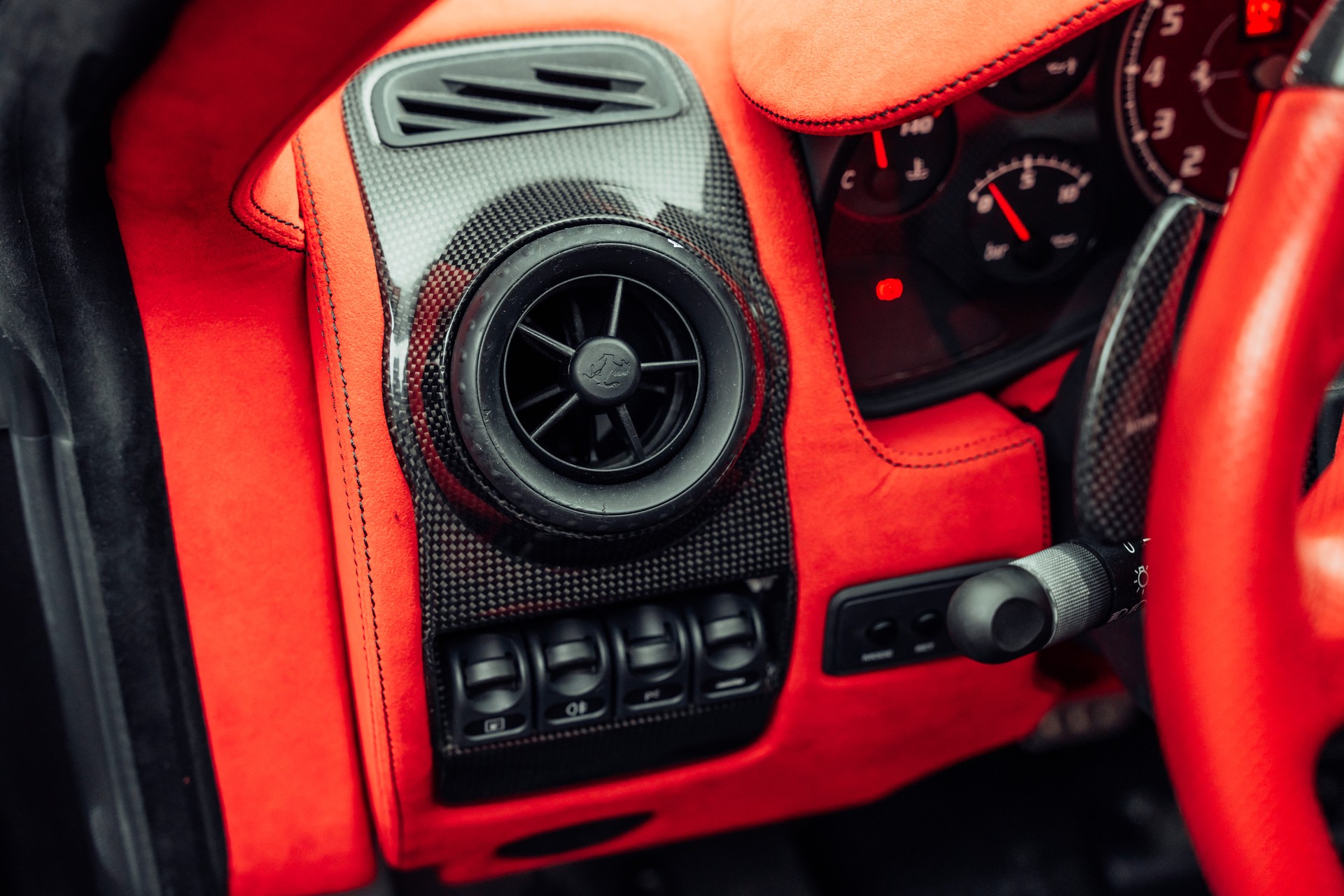 FERRARI F430 Scuderia-image-12