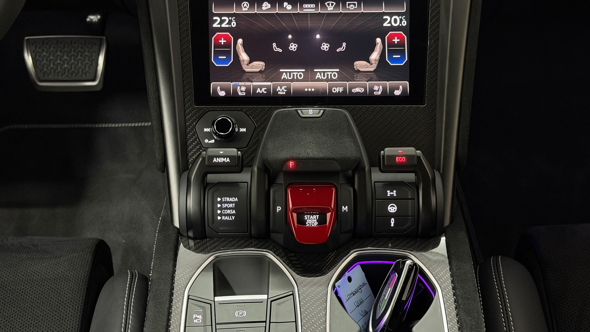 LAMBORGHINI Urus Performante-image-12
