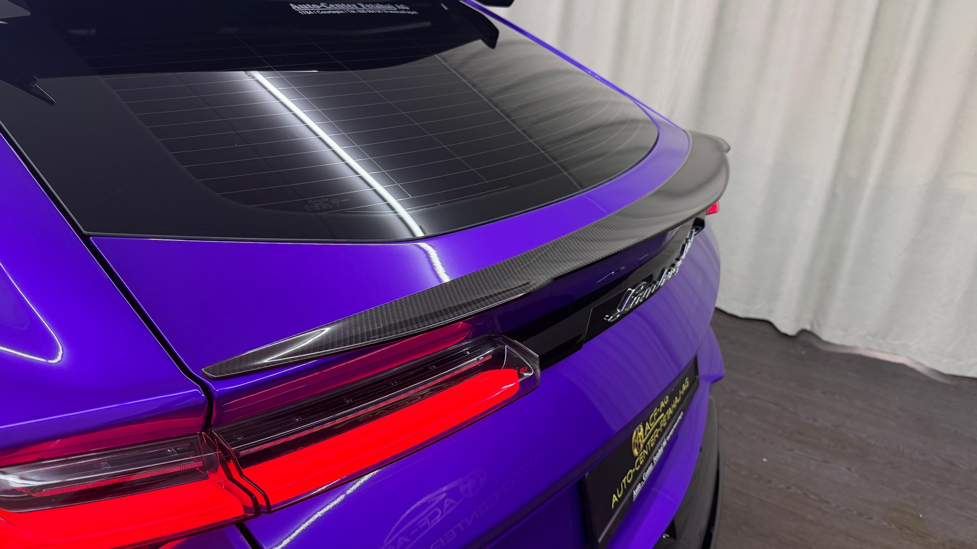 LAMBORGHINI Urus Performante-image-17