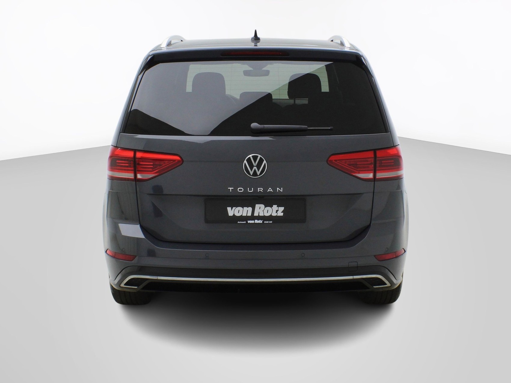 VW Touran 1.5 TSI DSG R-Line-image-3
