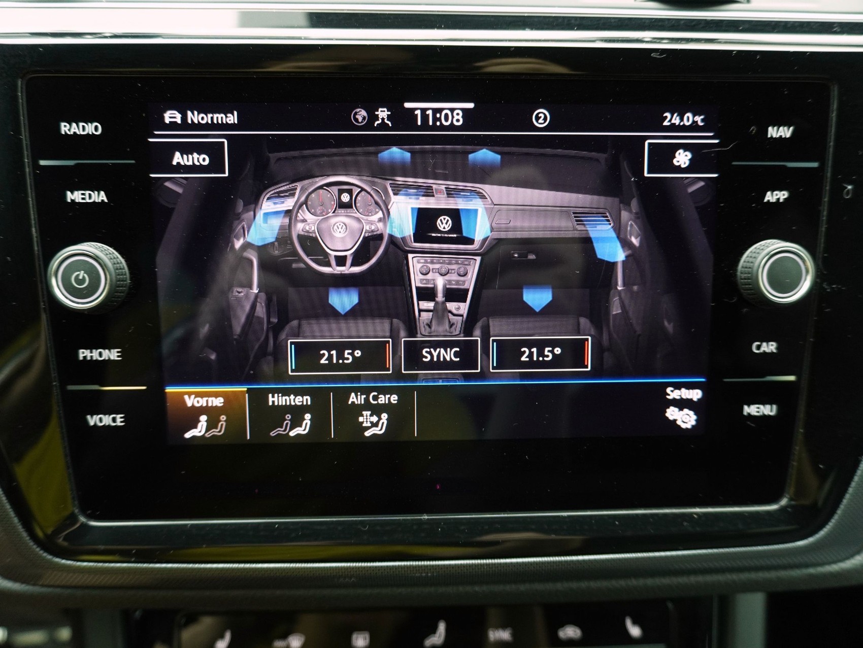 VW Touran 1.5 TSI DSG R-Line-image-18