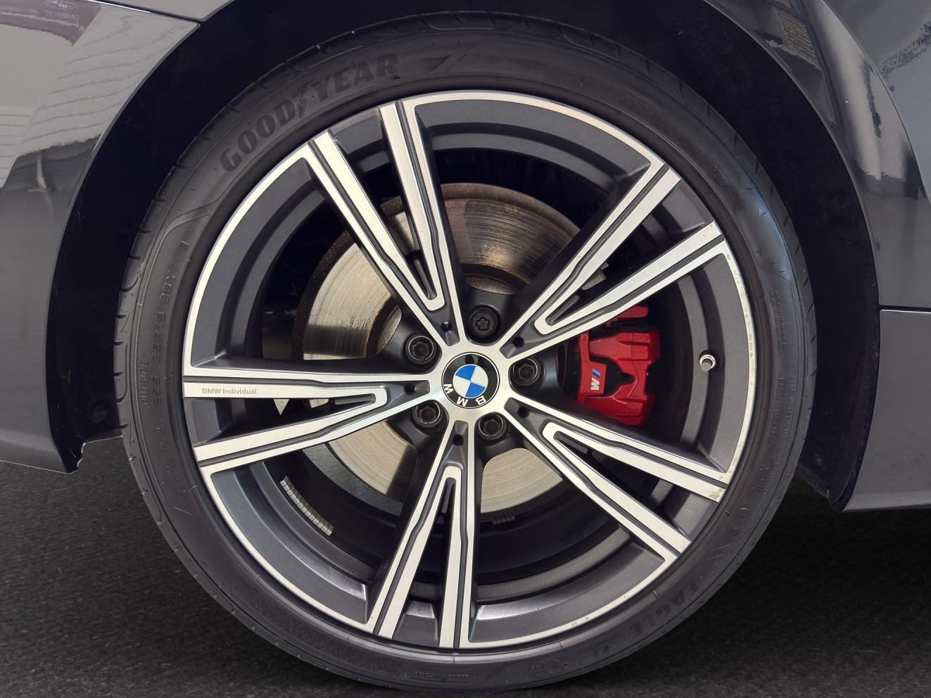 BMW M440i xDrive Cabrio M SPORT-image-9
