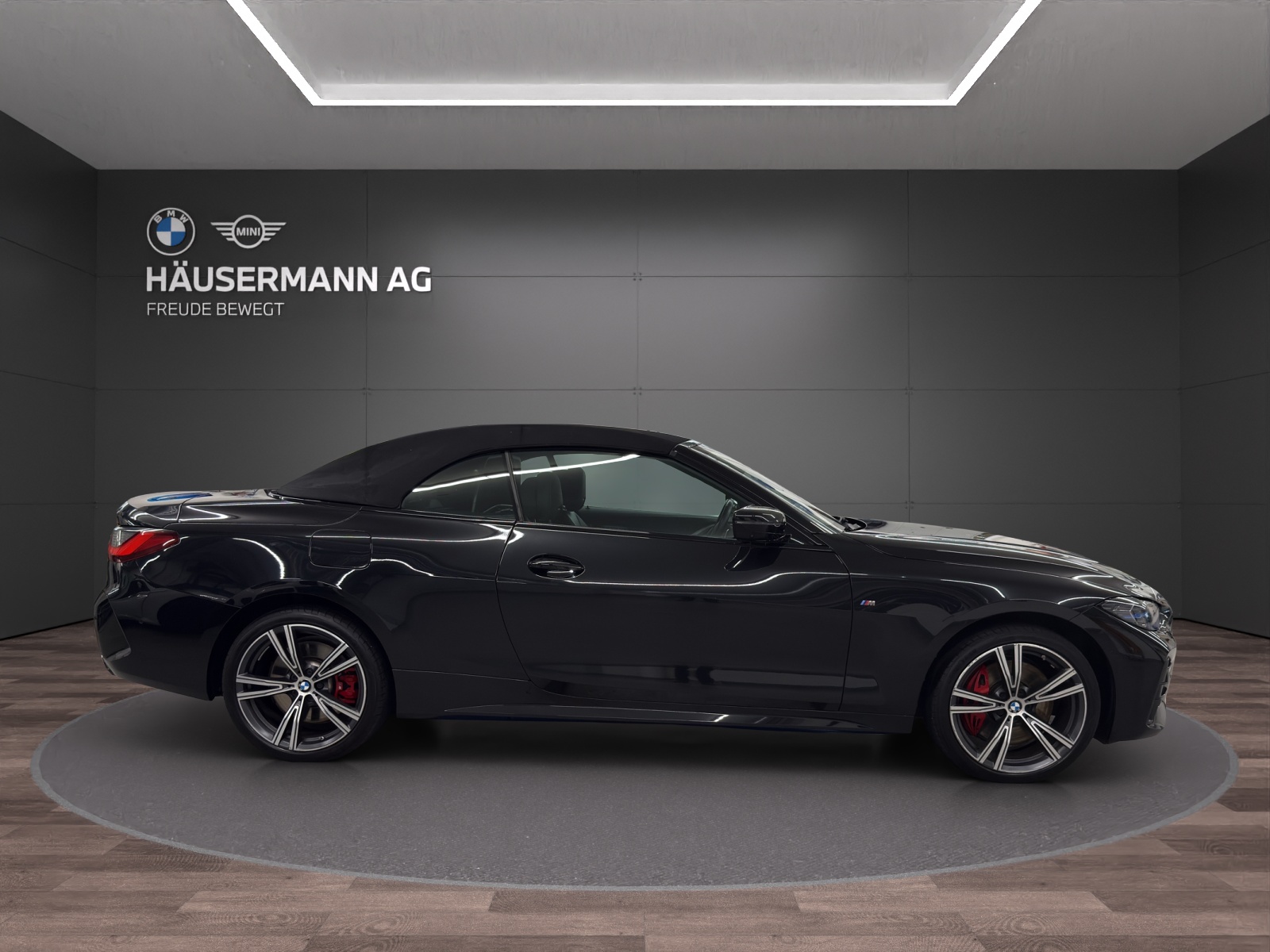 BMW M440i xDrive Cabrio M SPORT-showroom-element-3