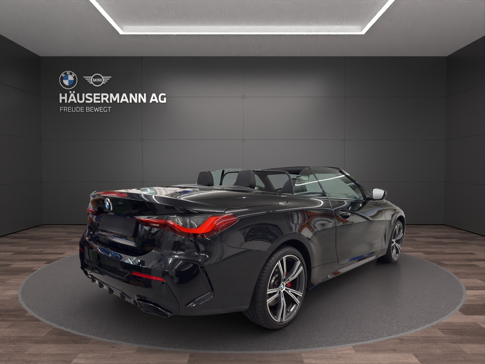 BMW M440i xDrive Cabrio M SPORT-image-4