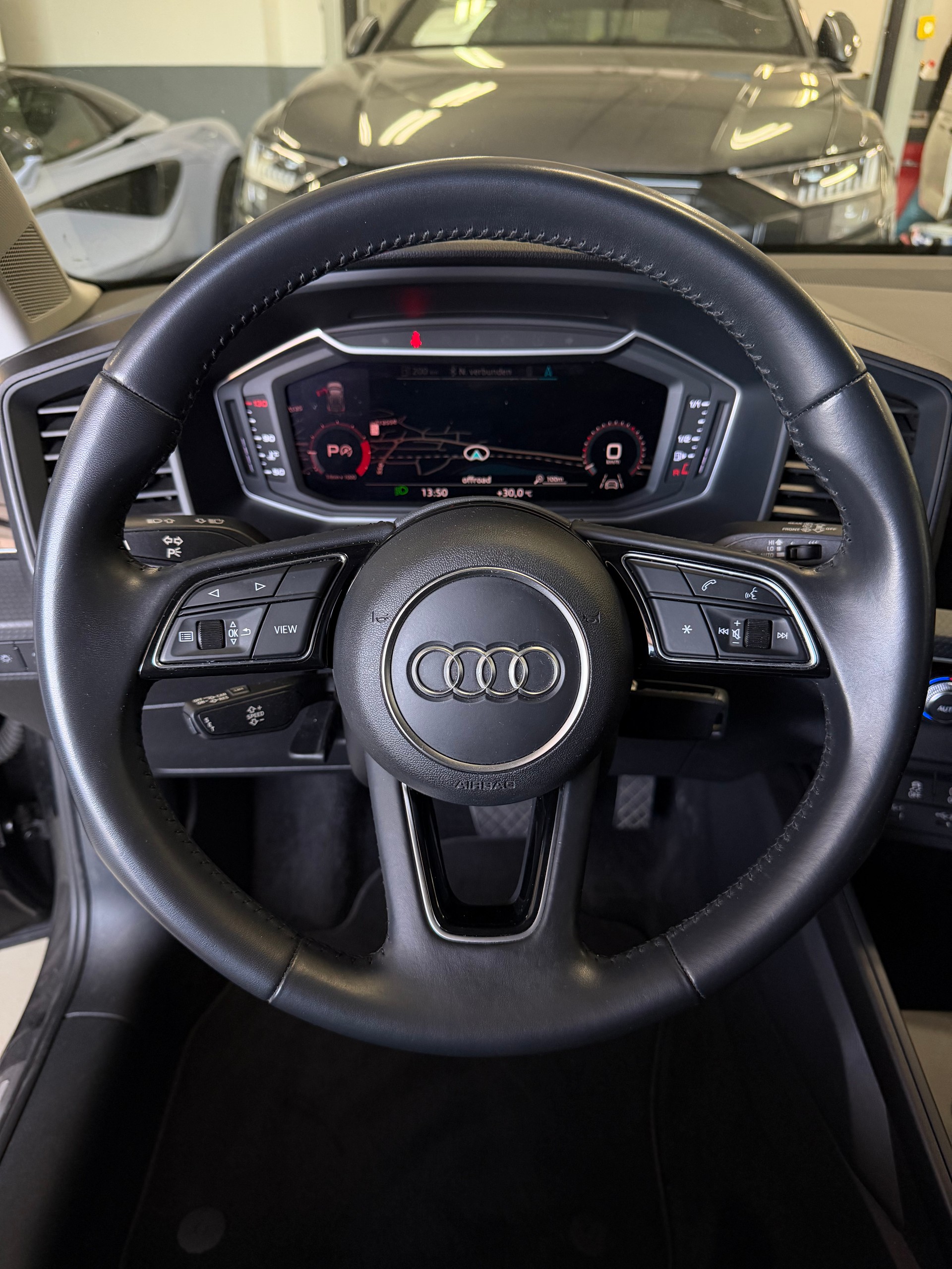 AUDI A1 Sportback 30 TFSI advanced S-tronic-image-8