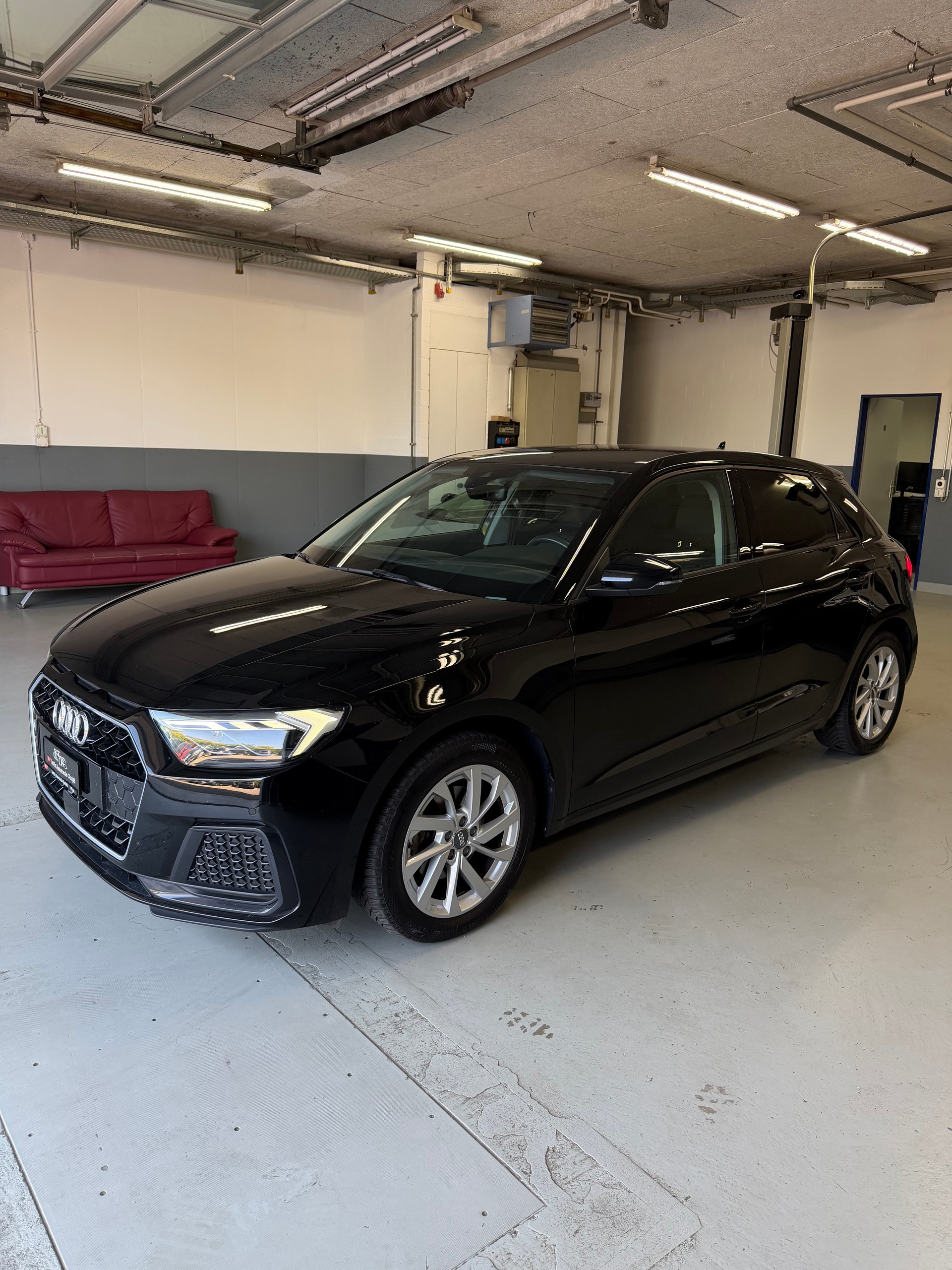 AUDI A1 Sportback 30 TFSI advanced S-tronic-image-1