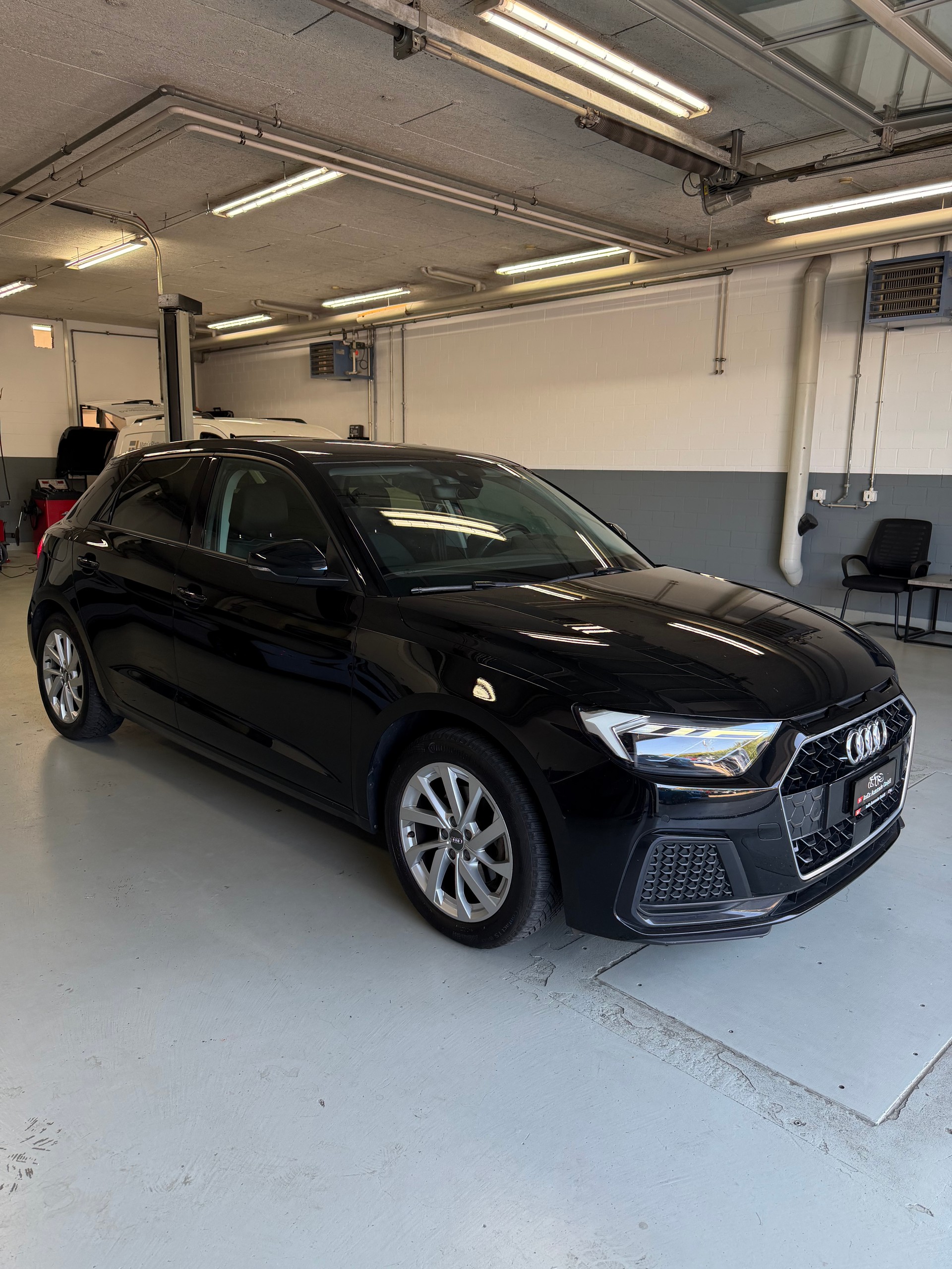 AUDI A1 Sportback 30 TFSI advanced S-tronic-image-3