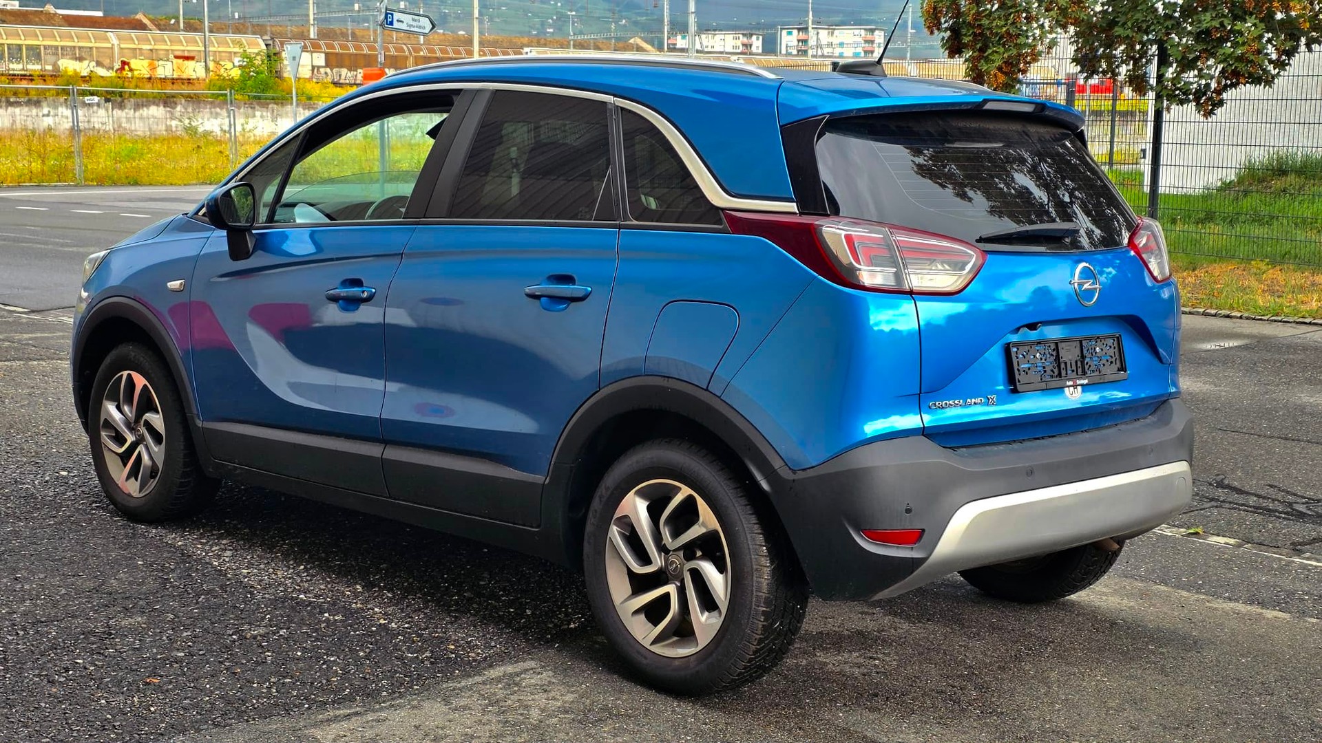 OPEL Crossland X 1.2i Enjoy Automatik-image-3