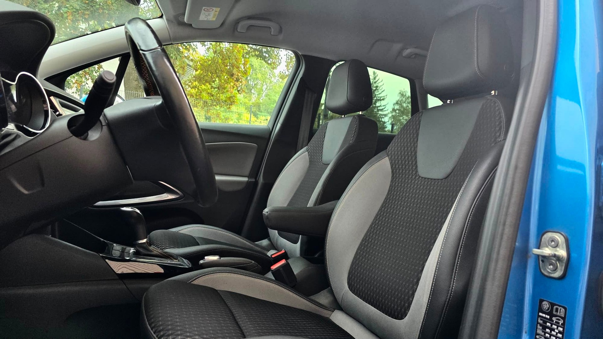 OPEL Crossland X 1.2i Enjoy Automatik-image-10