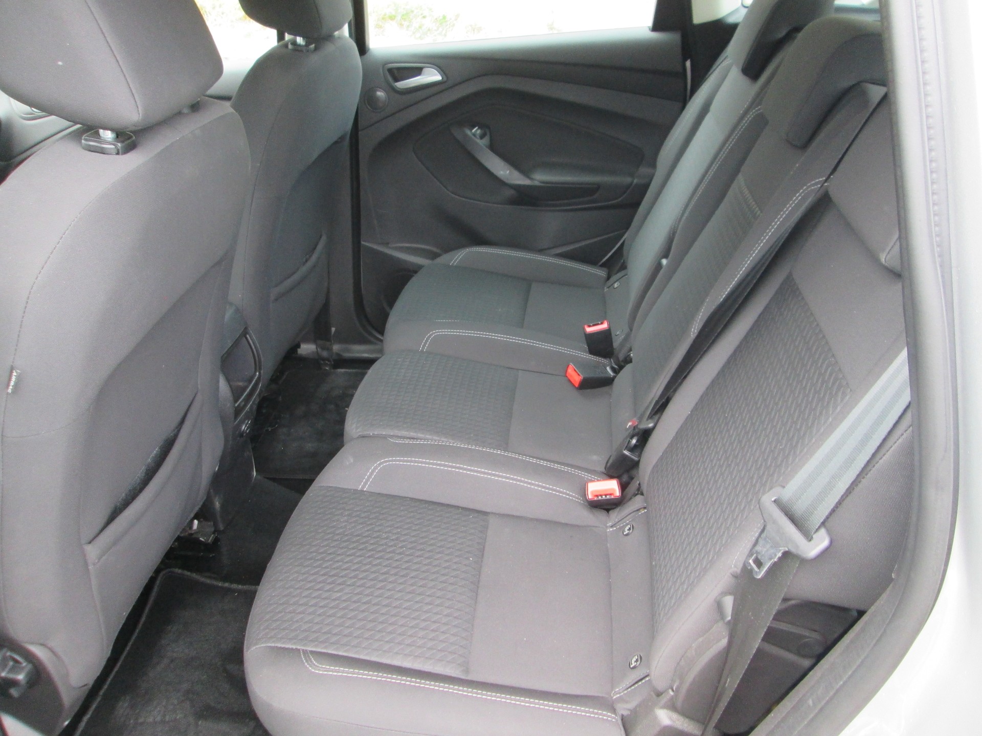 FORD C-Max 1.0 SCTi Sync Edition-image-7