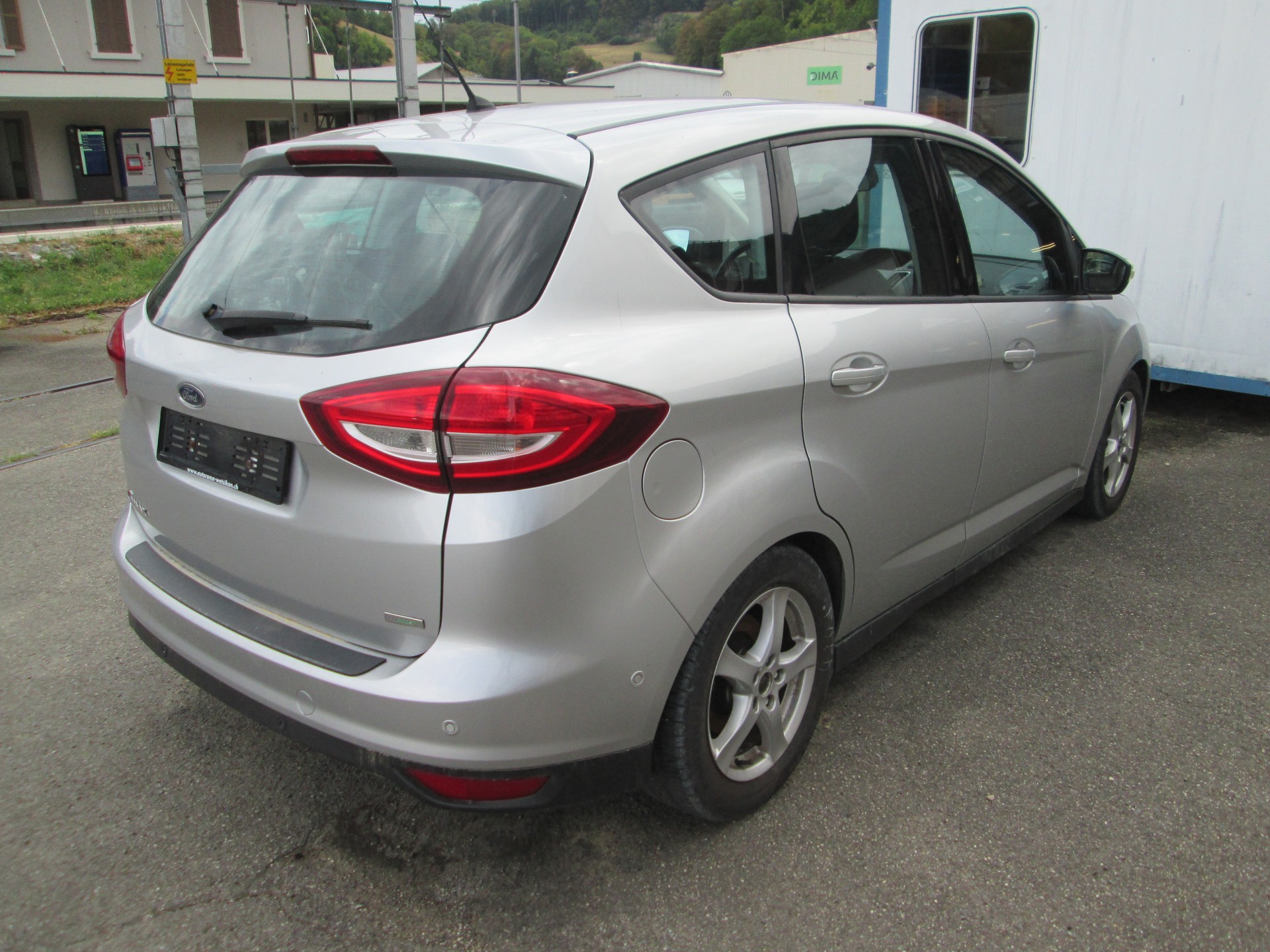 FORD C-Max 1.0 SCTi Sync Edition-image-2
