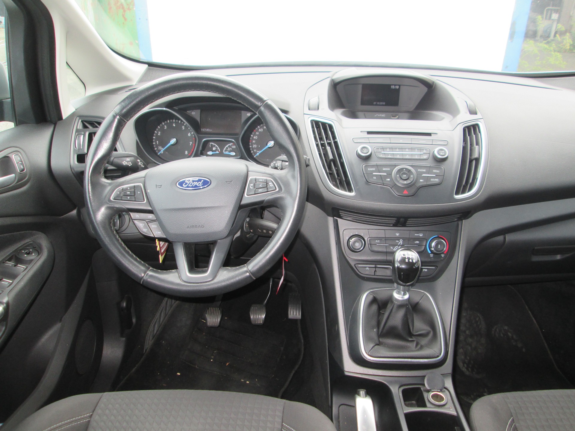 FORD C-Max 1.0 SCTi Sync Edition-image-5