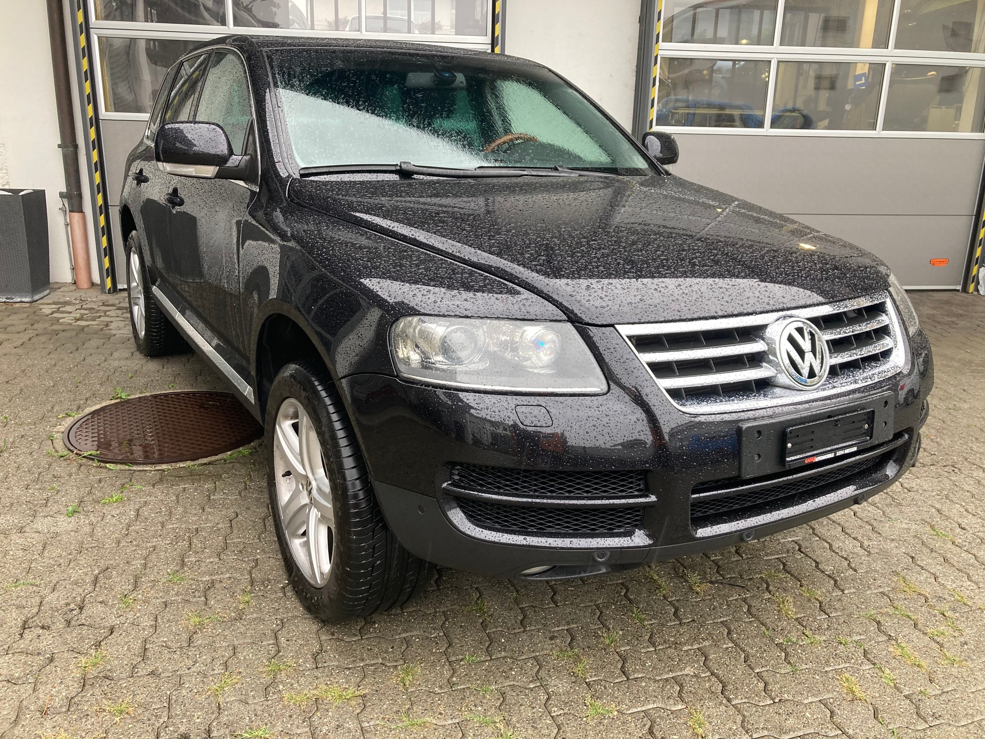 VW Touareg 3.0 TDI-image-1