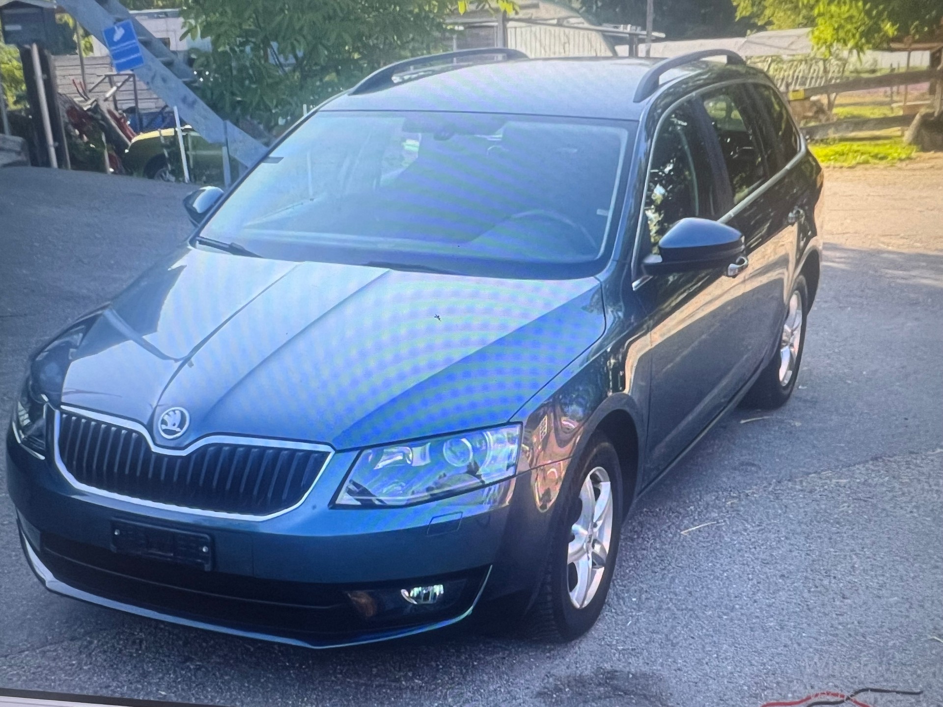 SKODA Octavia Combi 1.6 TDI GreenLine-image-1