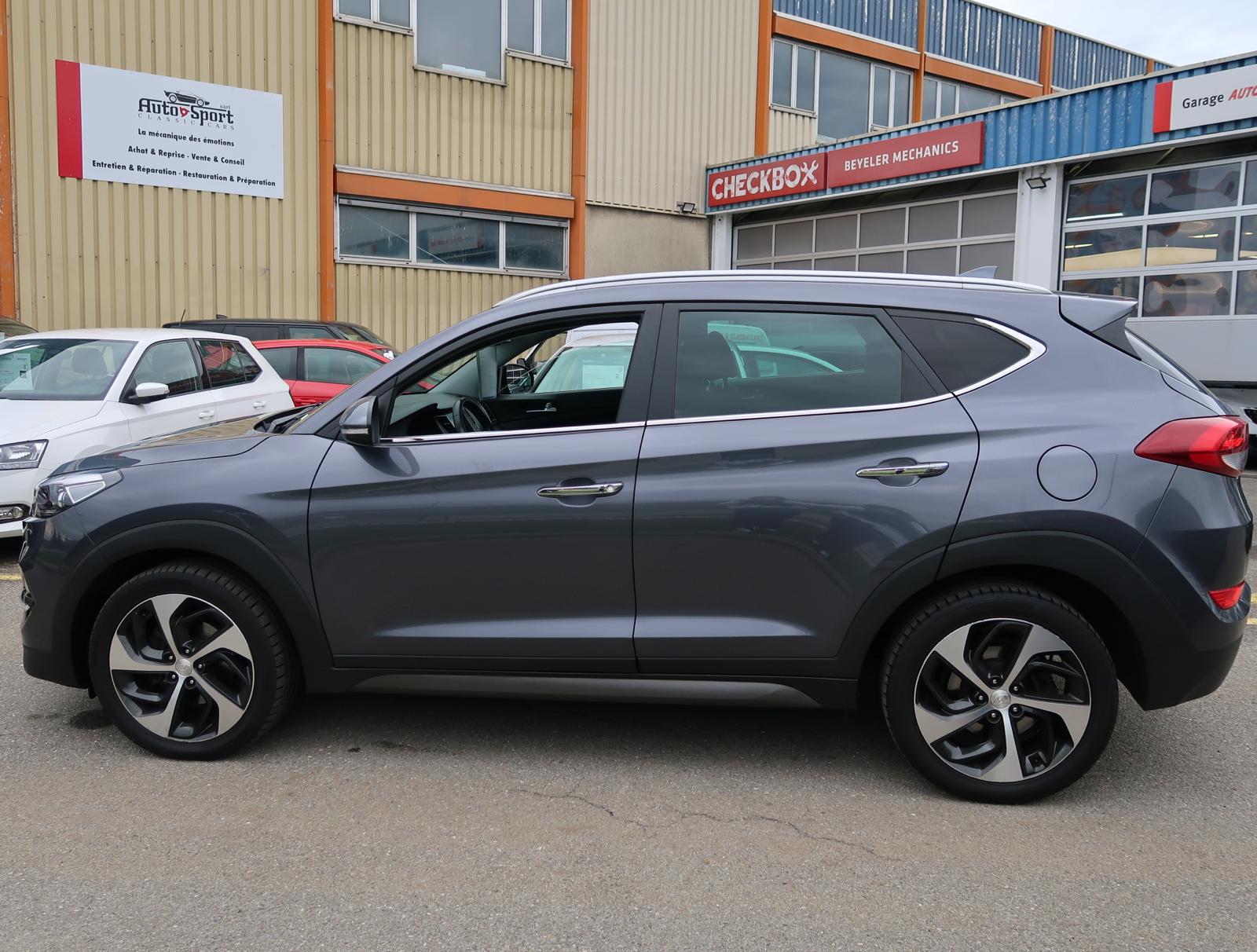 HYUNDAI Tucson 2.0 CRDI Vertex4WD / Appeler le +41/79.675.61.43-image-1