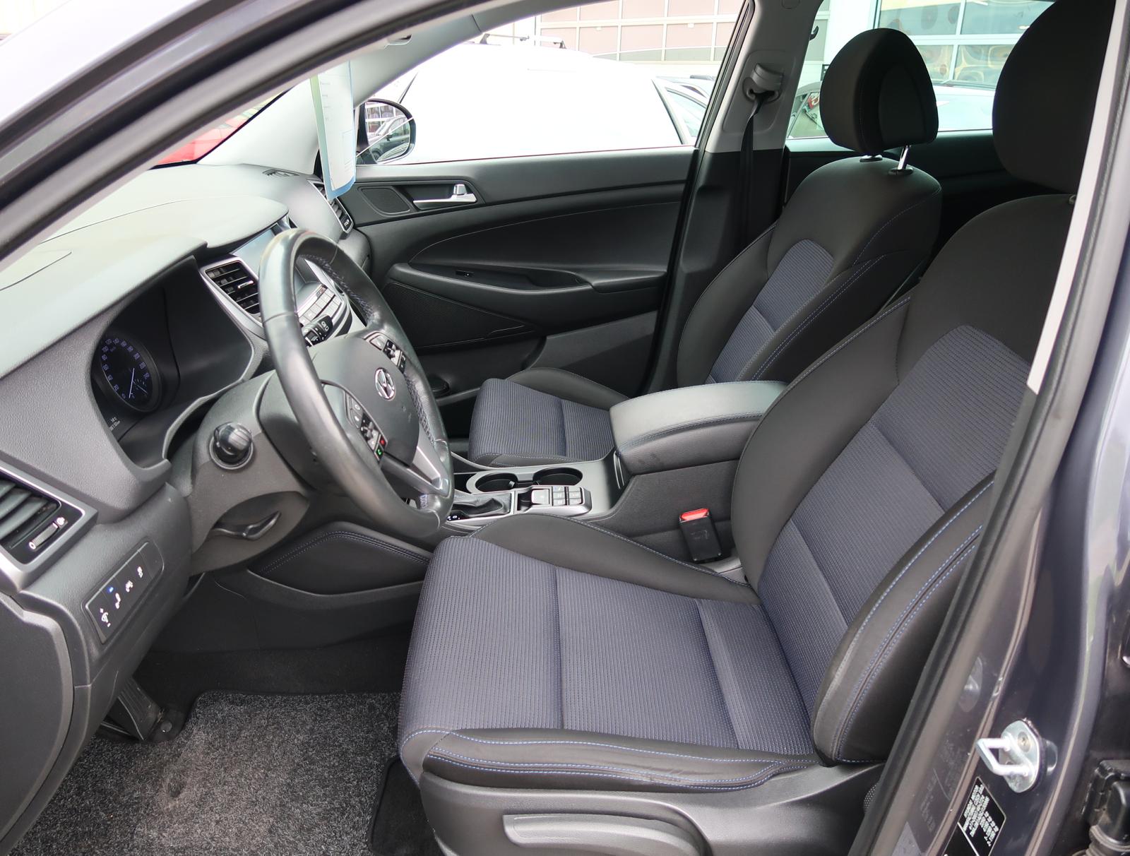 HYUNDAI Tucson 2.0 CRDI Vertex4WD / Appeler le +41/79.675.61.43-image-4