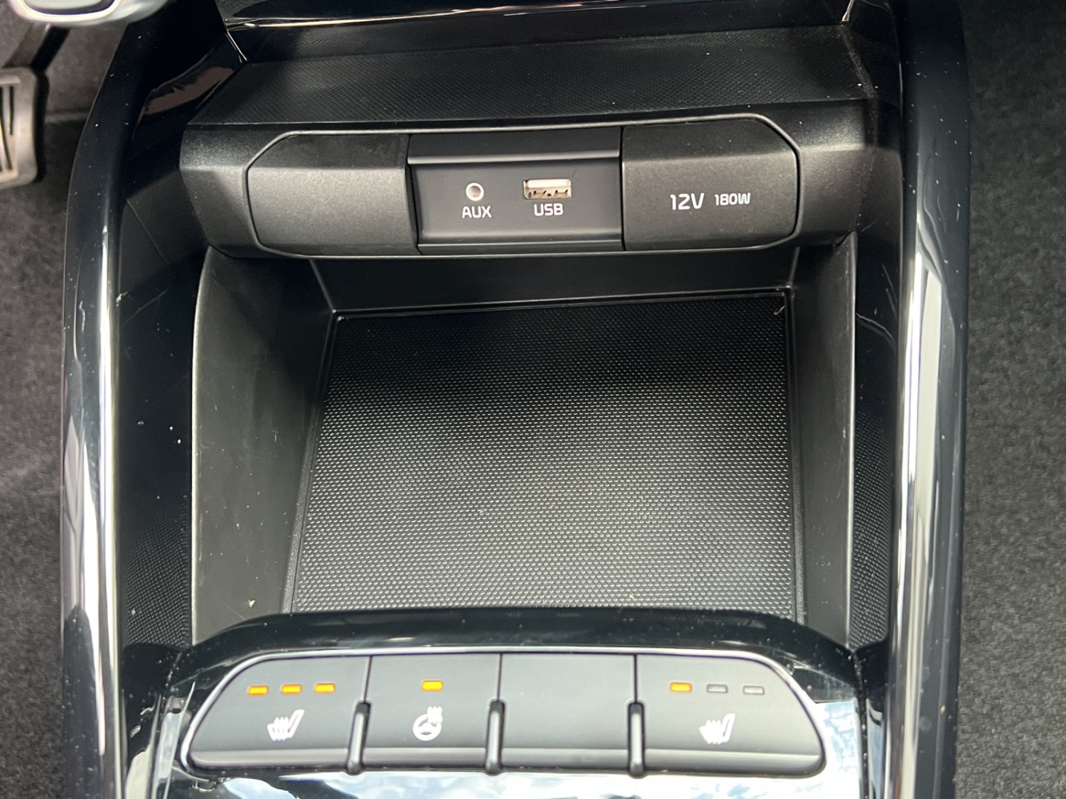 KIA Rio 1.4 CVVT Swiss City Line-image-15