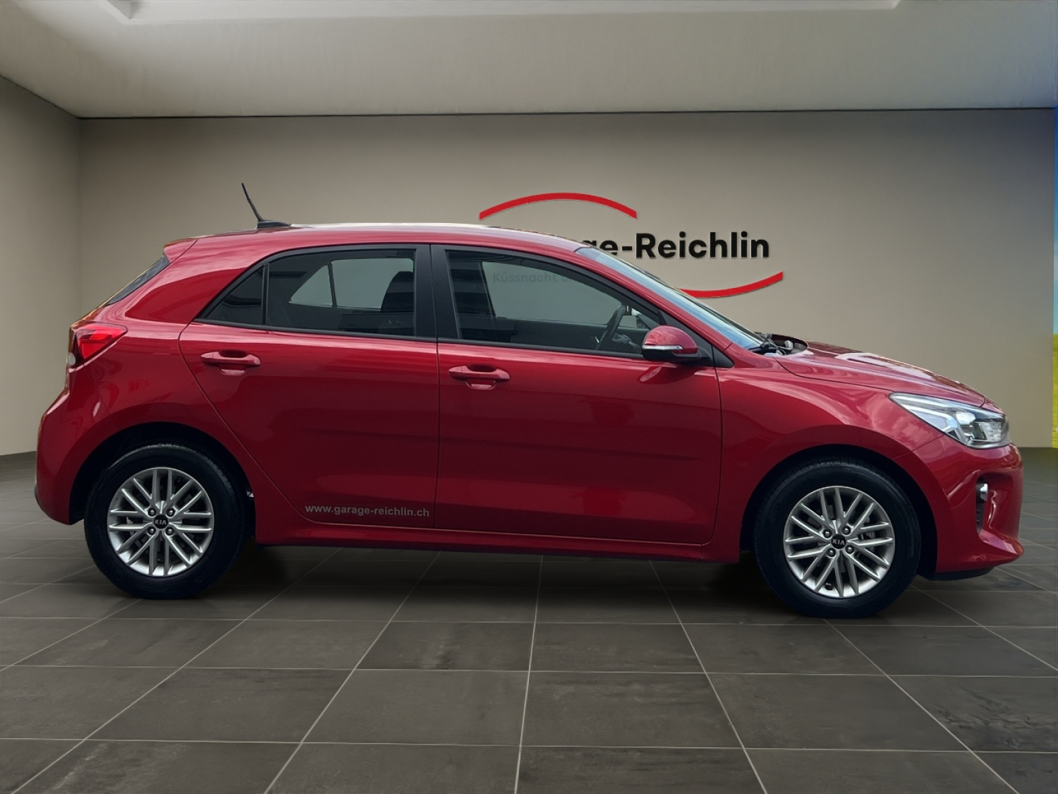 KIA Rio 1.4 CVVT Swiss City Line-image-5