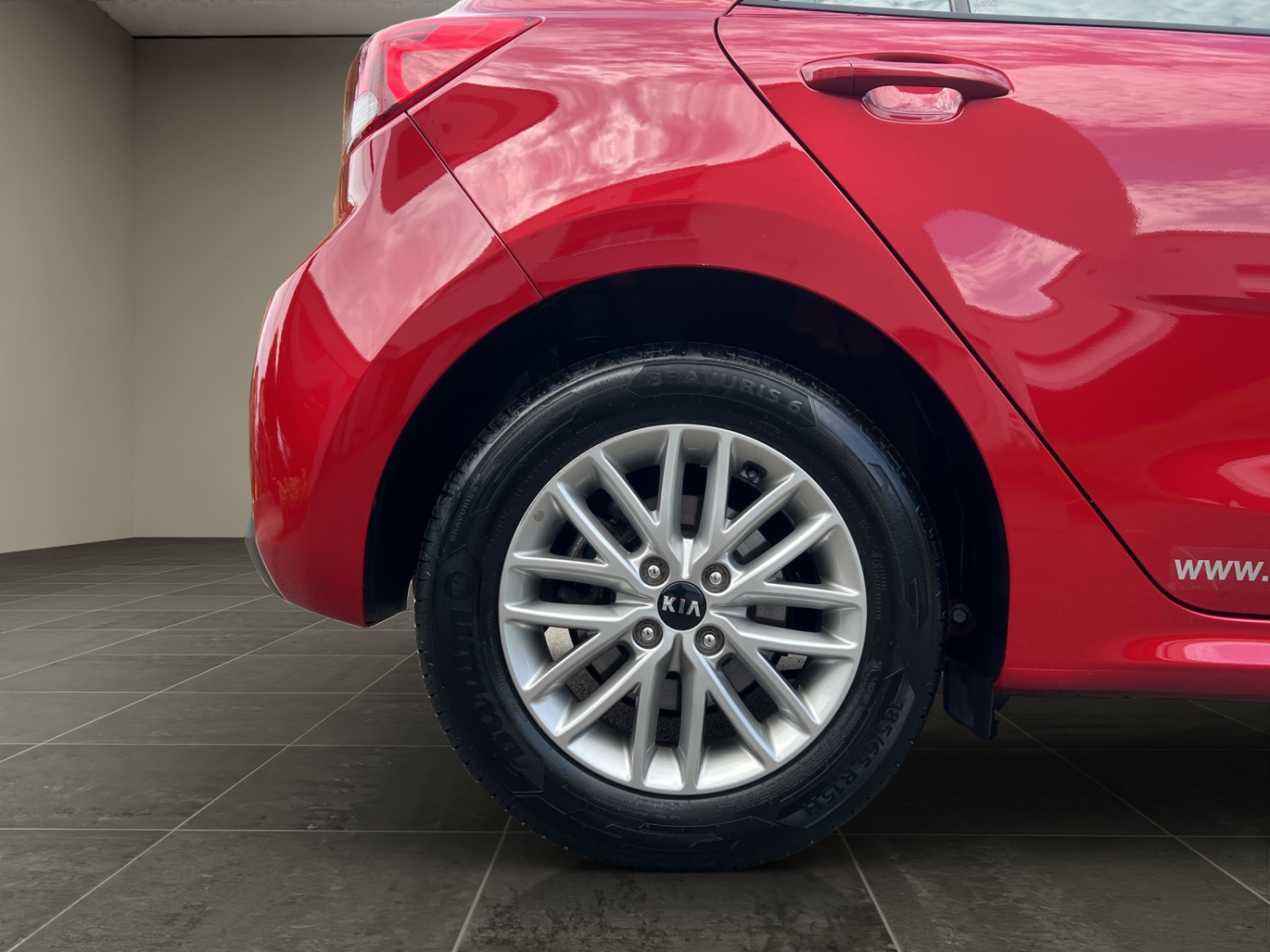 KIA Rio 1.4 CVVT Swiss City Line-image-22