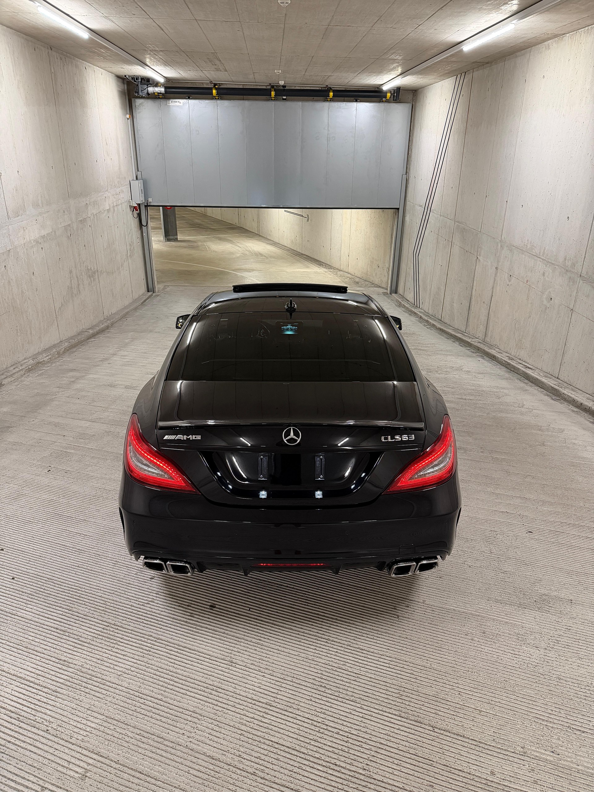 MERCEDES-BENZ CLS 63 AMG 4Matic Speedshift MCT-image-4