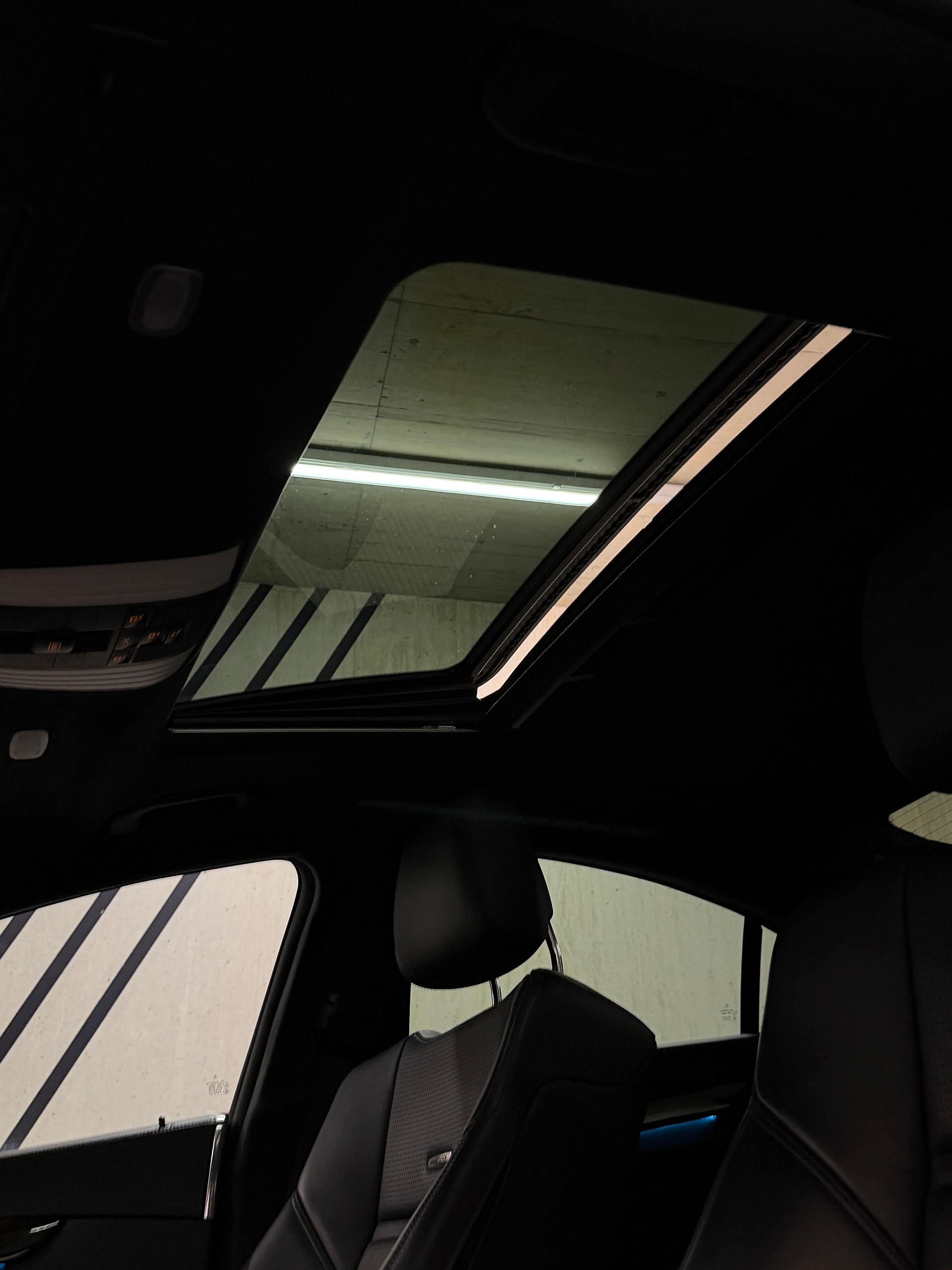 MERCEDES-BENZ CLS 63 AMG 4Matic Speedshift MCT-image-10
