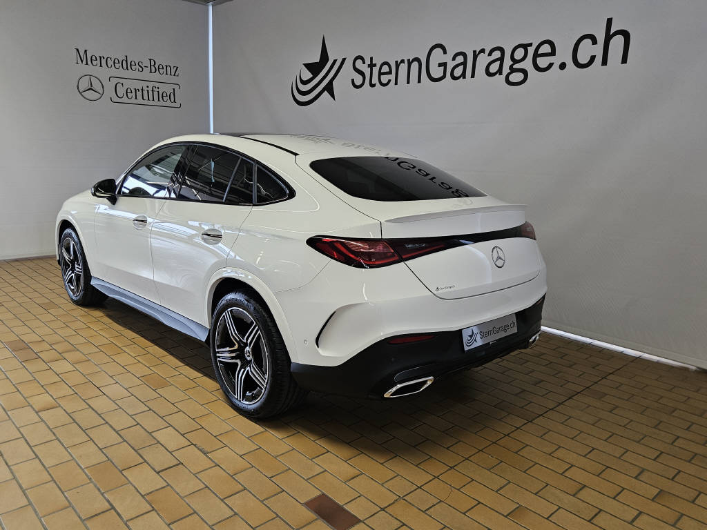 MERCEDES-BENZ GLC 300 4Matic AMG Line Coupé-image-2