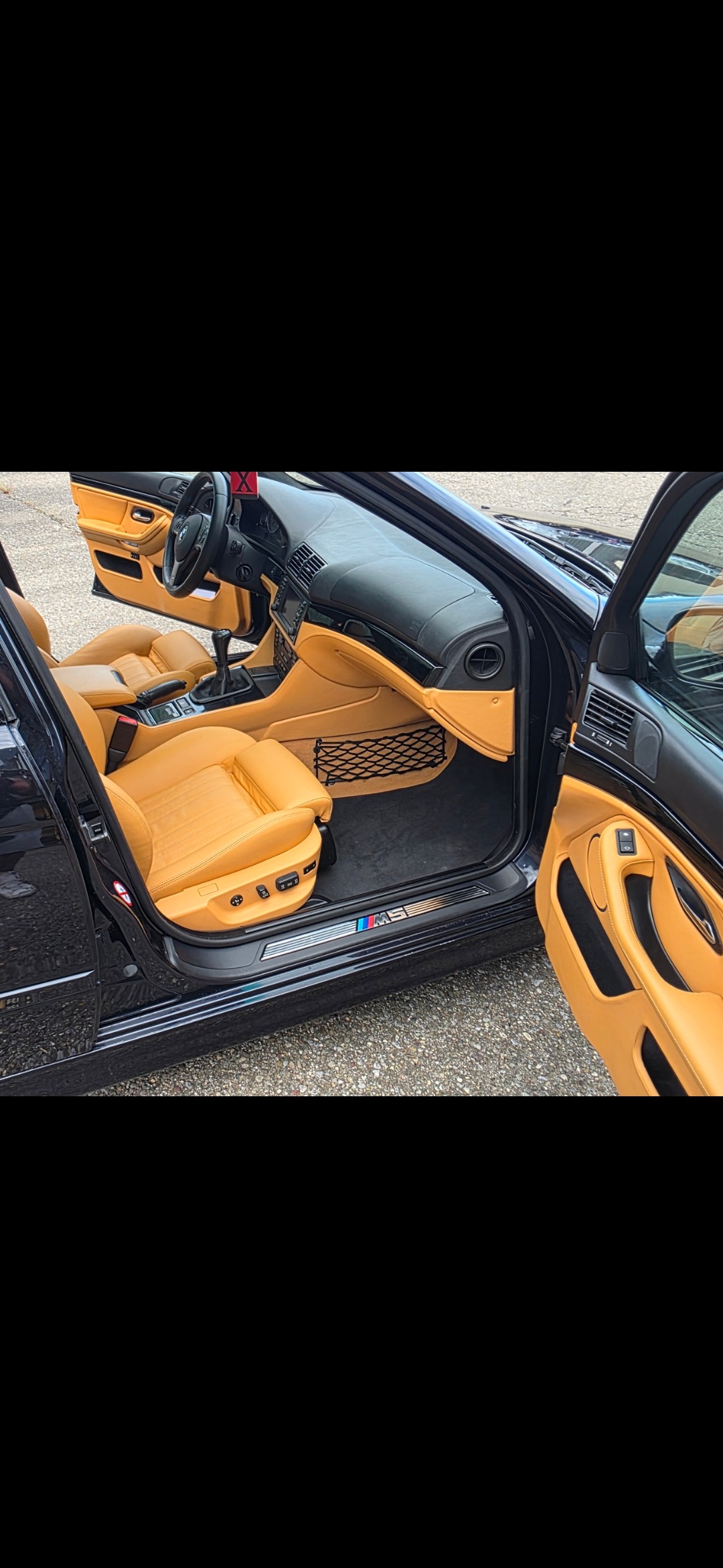 BMW M5-image-11