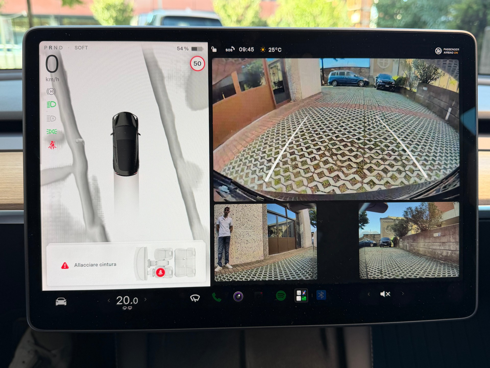 TESLA Model 3 Long Range Dual Motor AWD-image-8