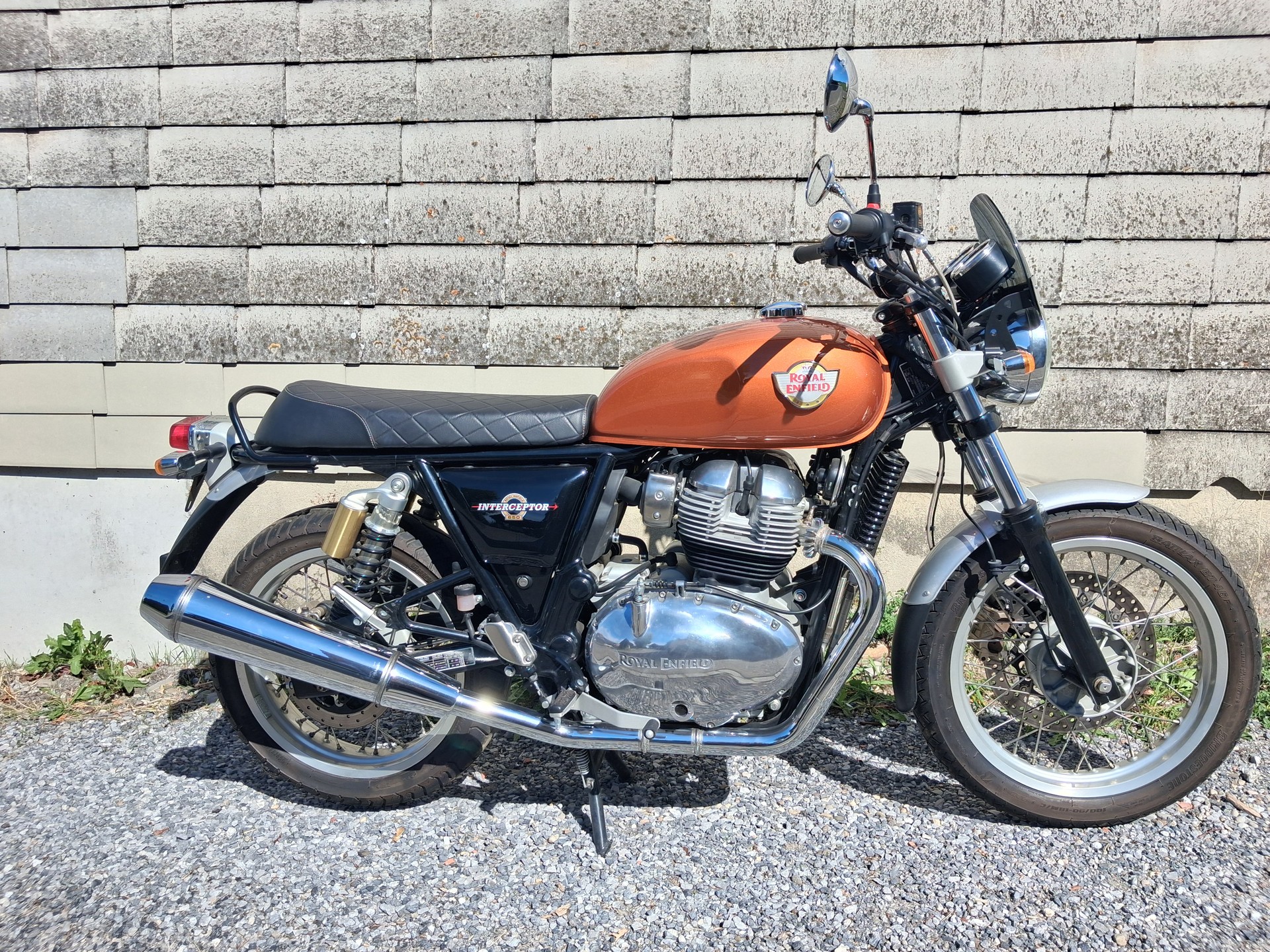 ROYAL ENFIELD Interceptor 650 Standard