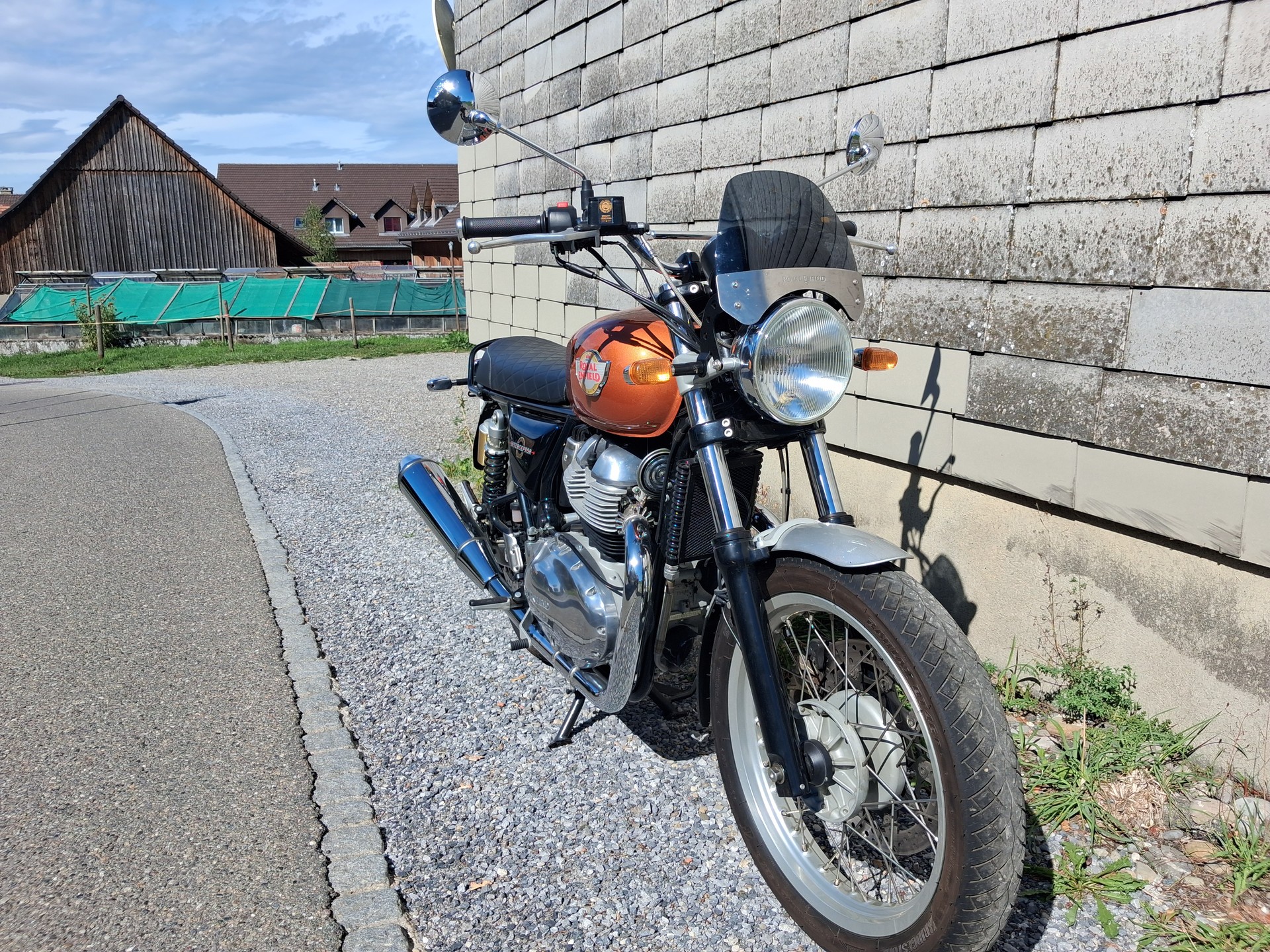 ROYAL ENFIELD Interceptor 650 Standard-image-1