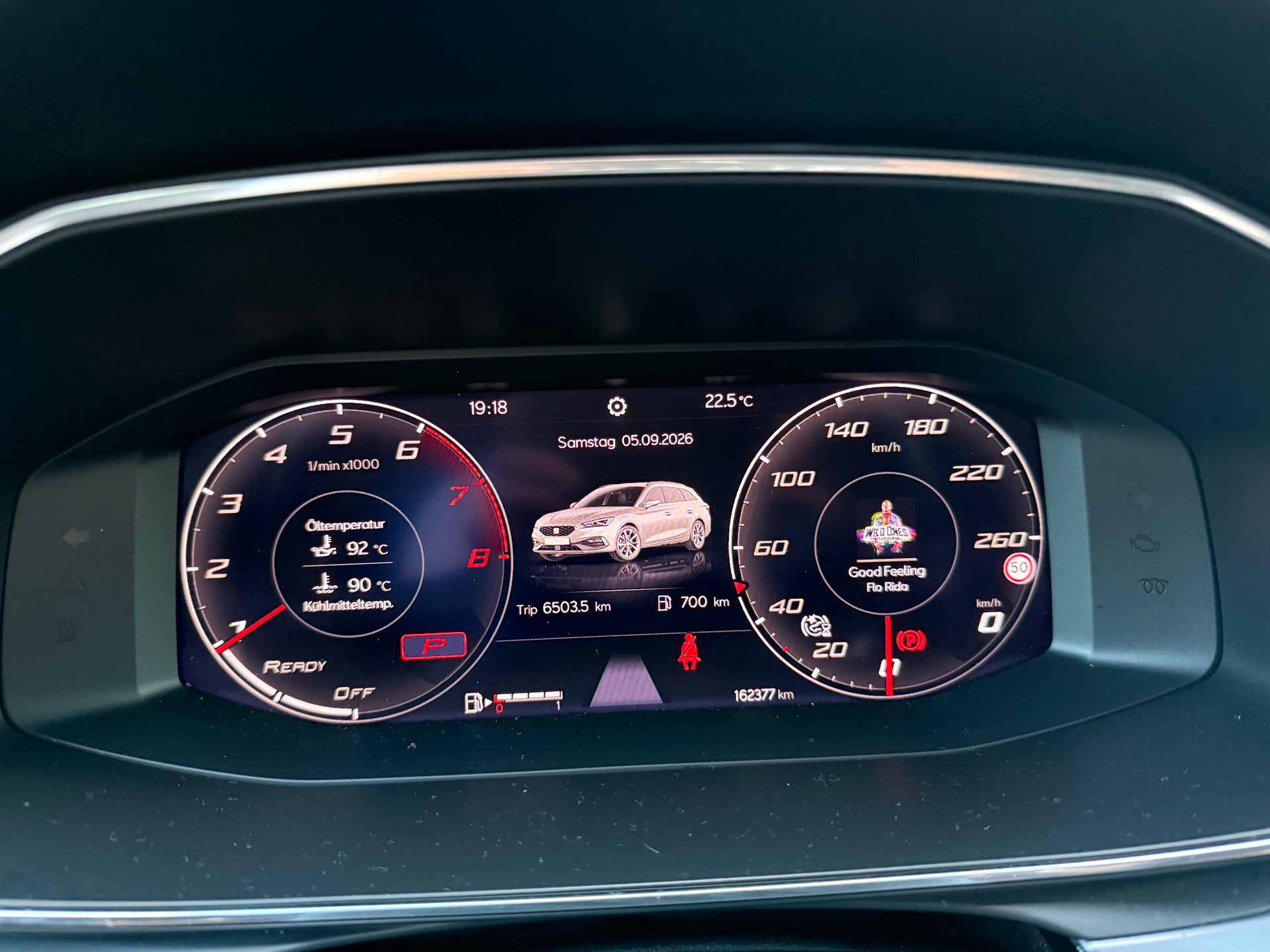 SEAT 1.5 eTSI 150 Hola FR DSG-image-3