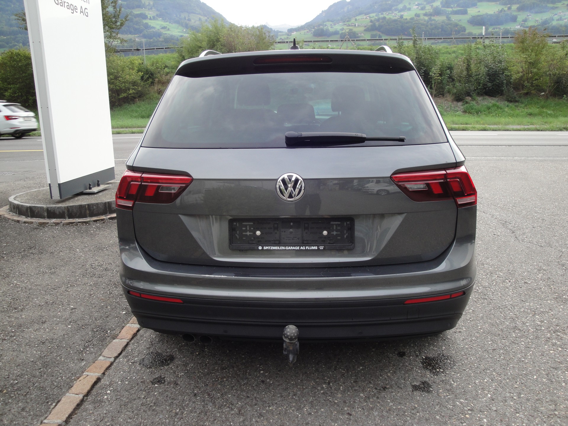 VW Tiguan 2.0TDI Comfort 4M-image-4