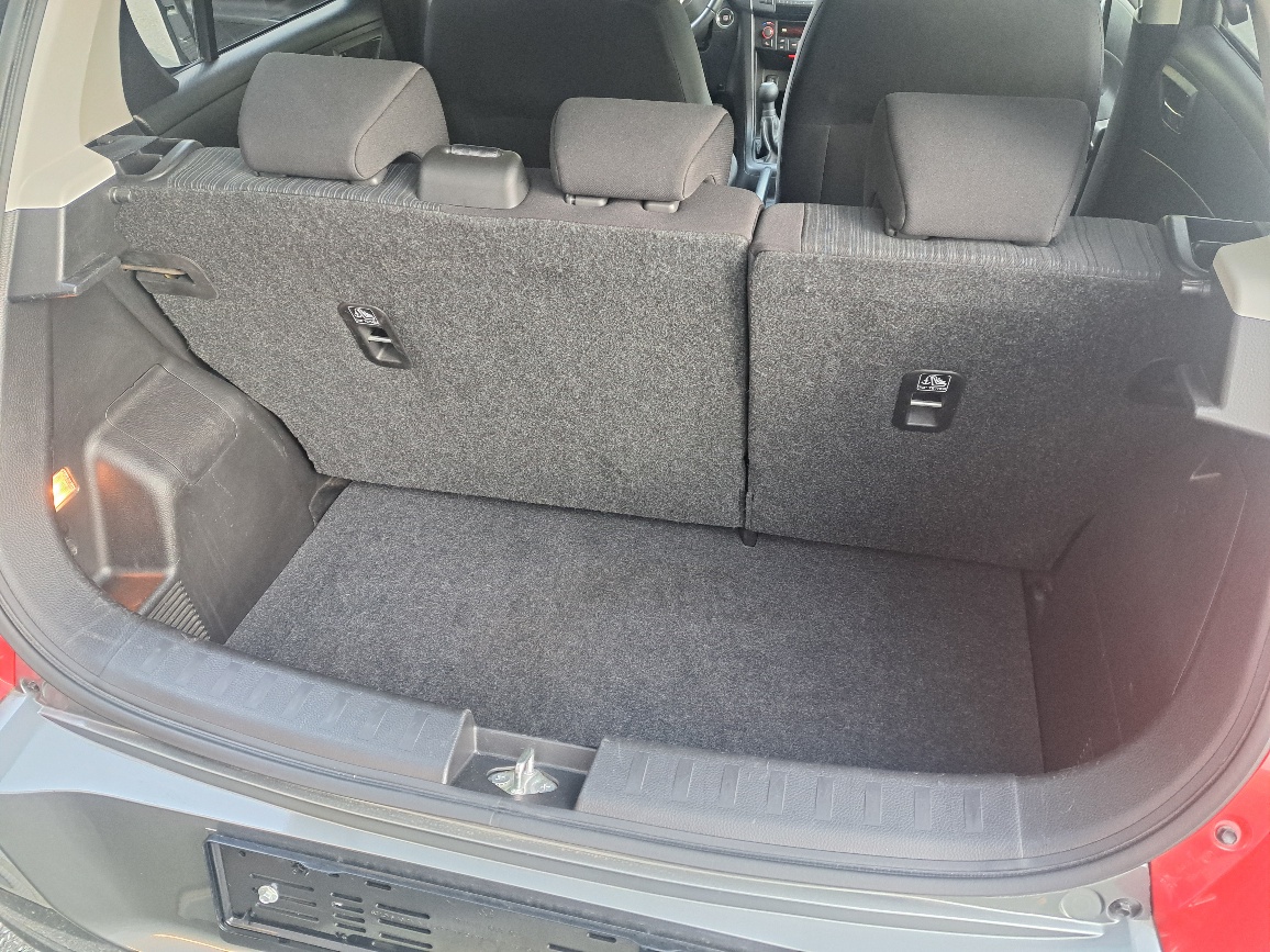 SUZUKI Swift 1.2i 16V PizSulai Top 4x4-image-9