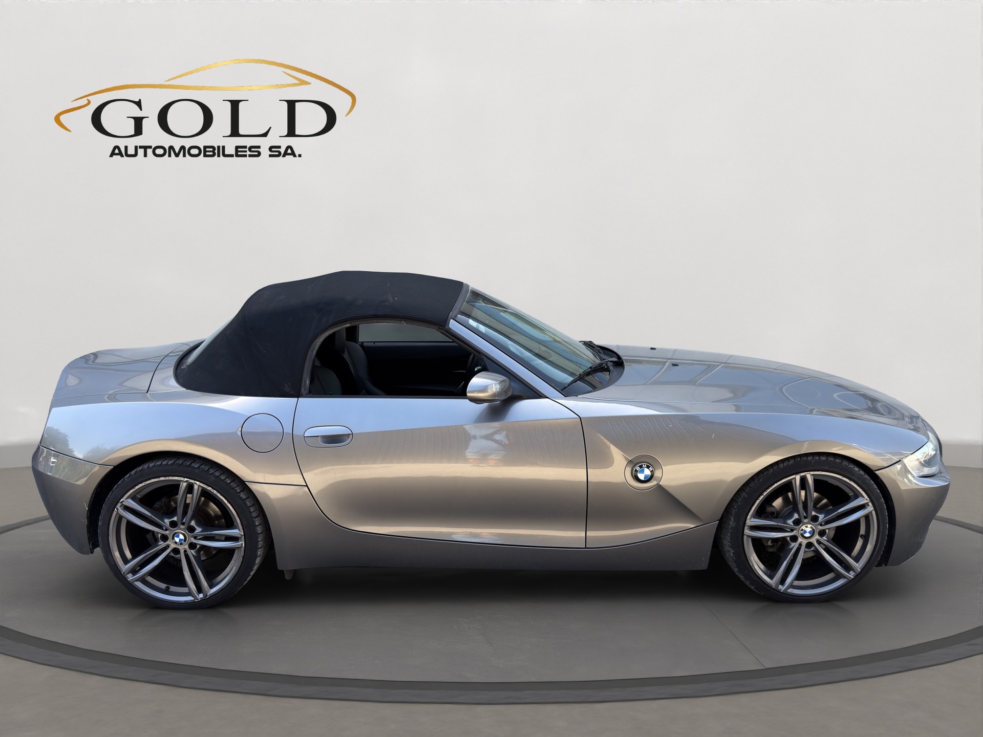 BMW Z4 3.0i Roadster-image-8