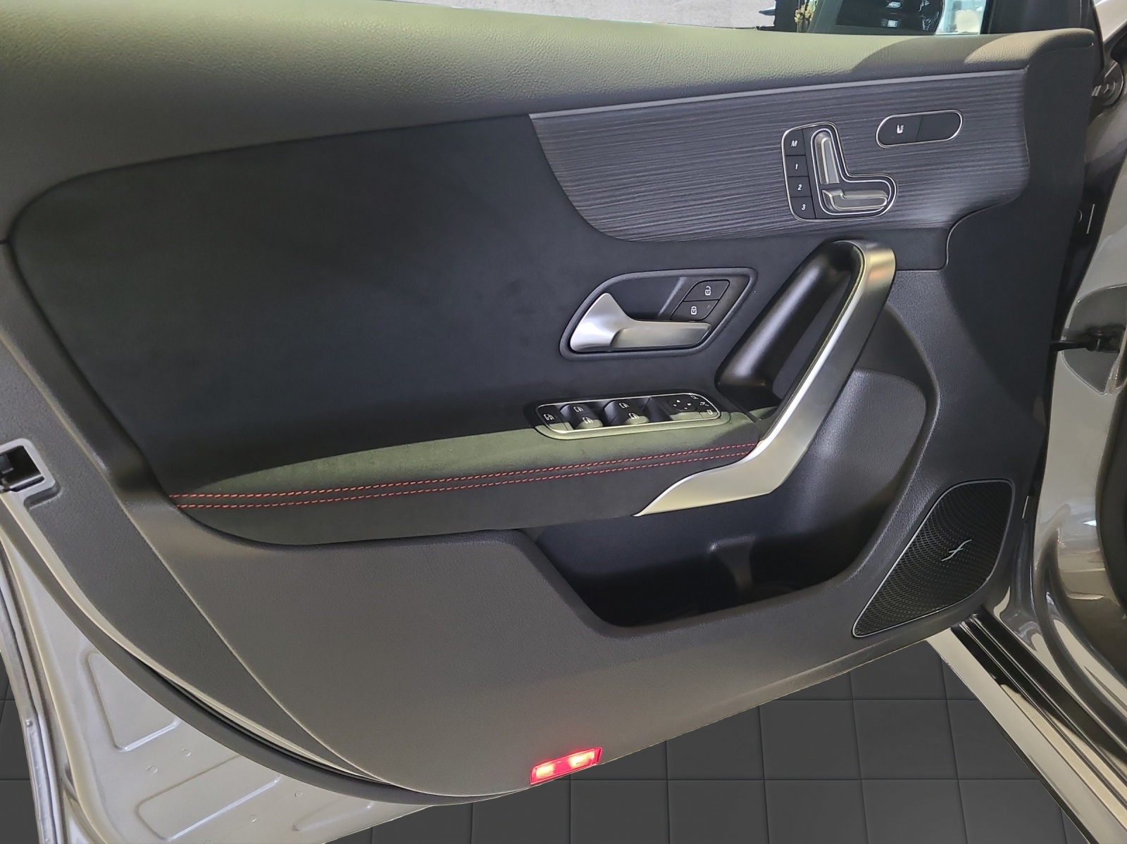 MERCEDES-BENZ A 250 AMG 4M W177-image-15