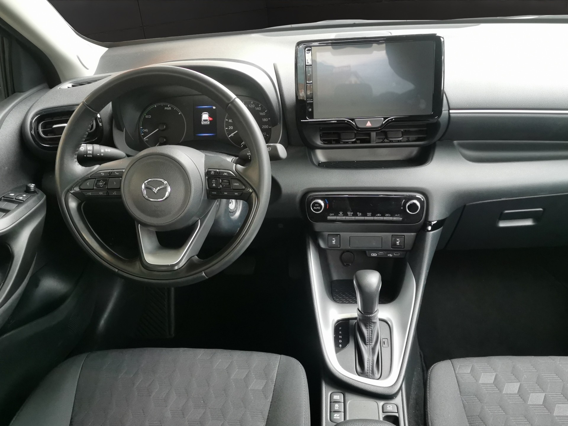 MAZDA 2 Hybrid Centre-line-image-15
